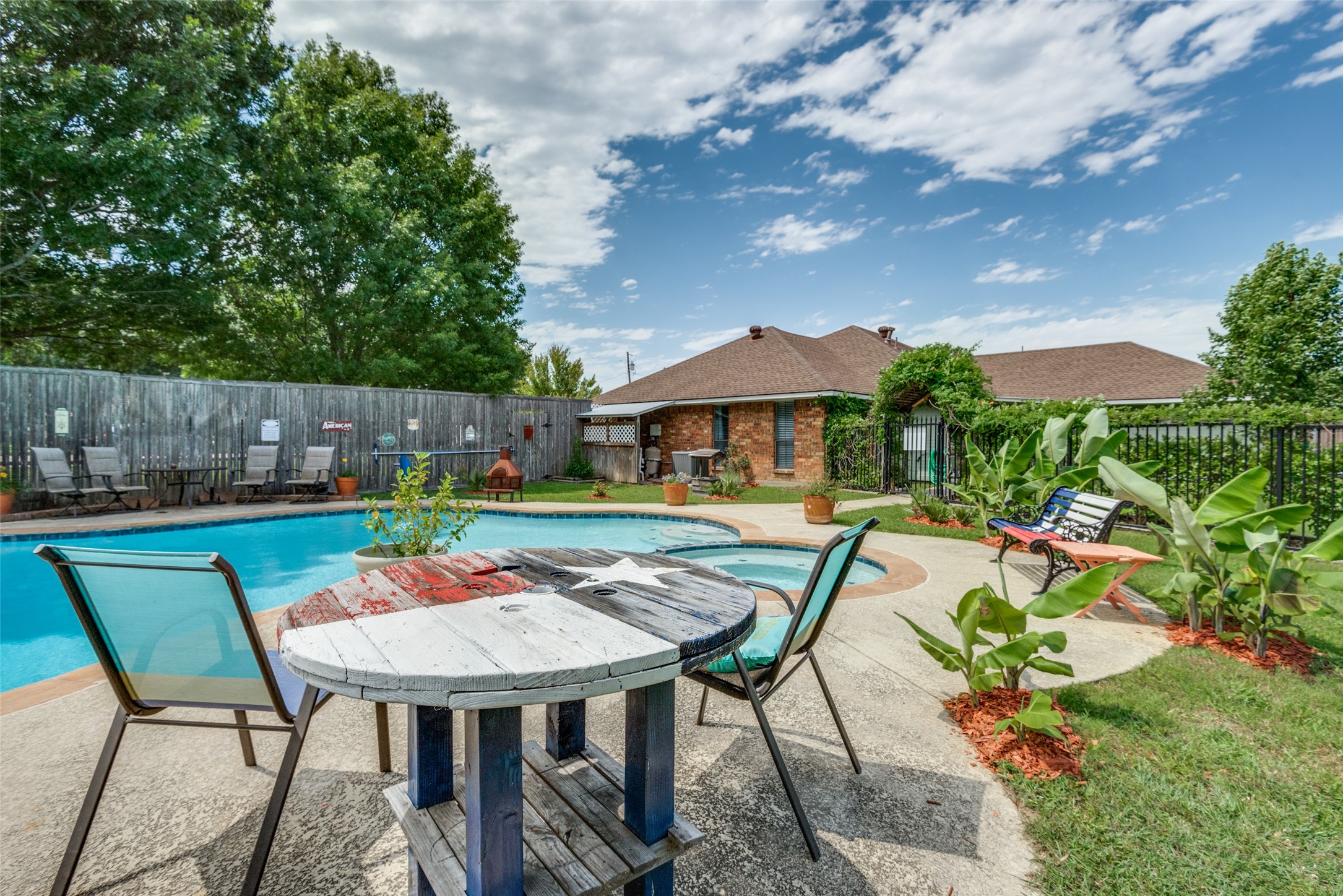 316 Clay Lane