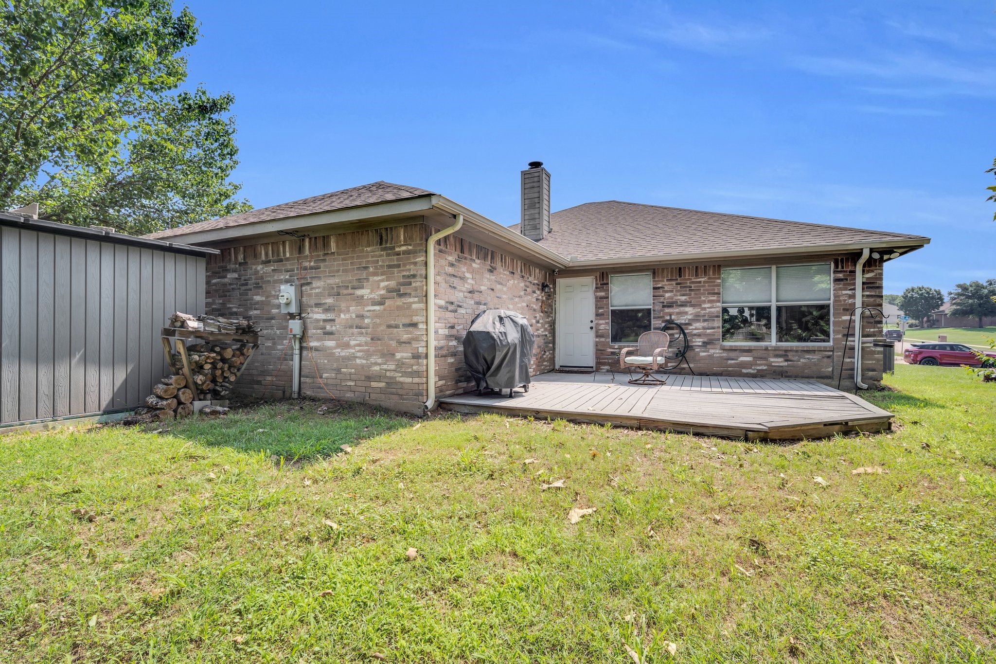 6231 Hill Drive