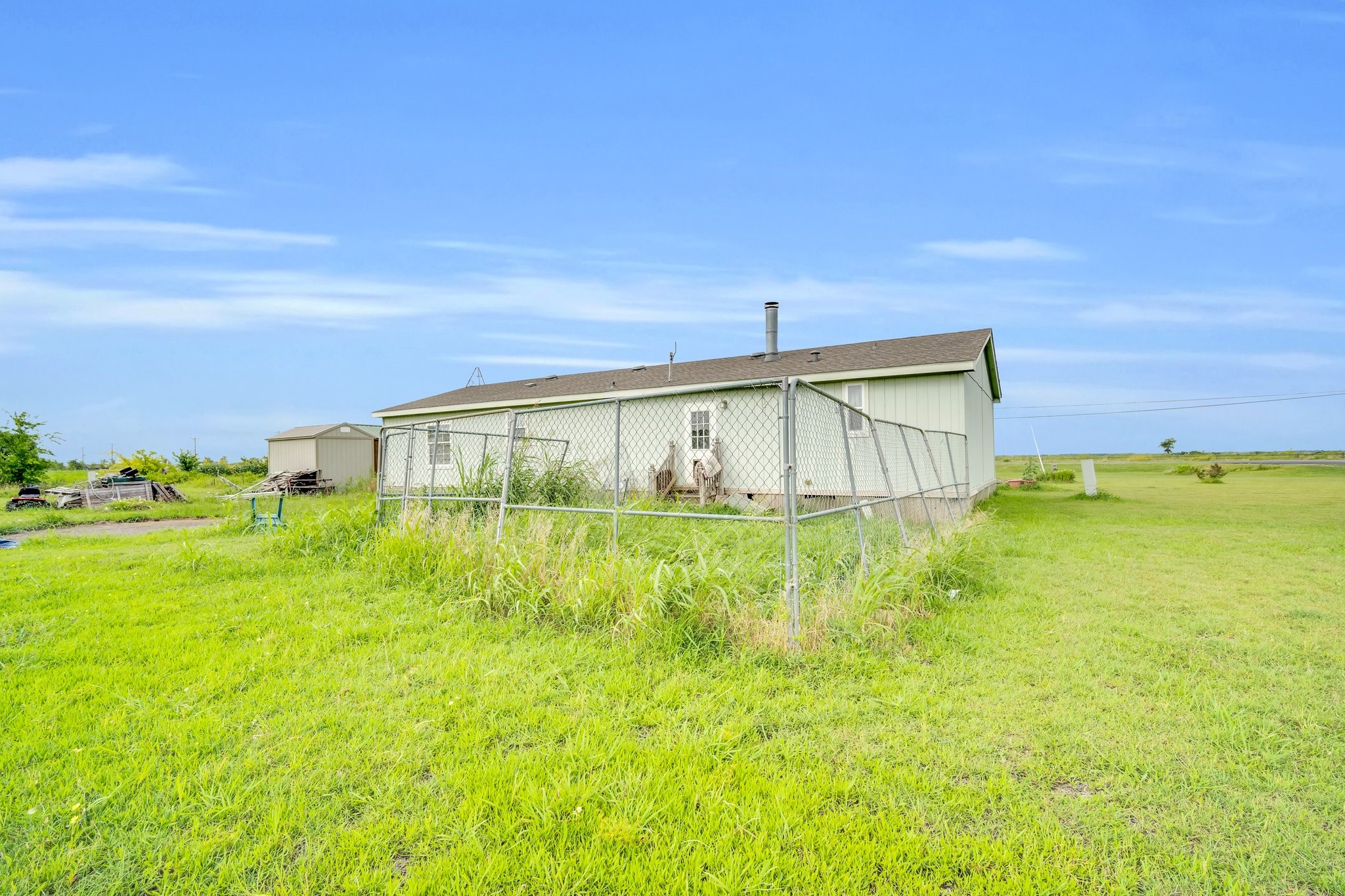 11016 S FM 157