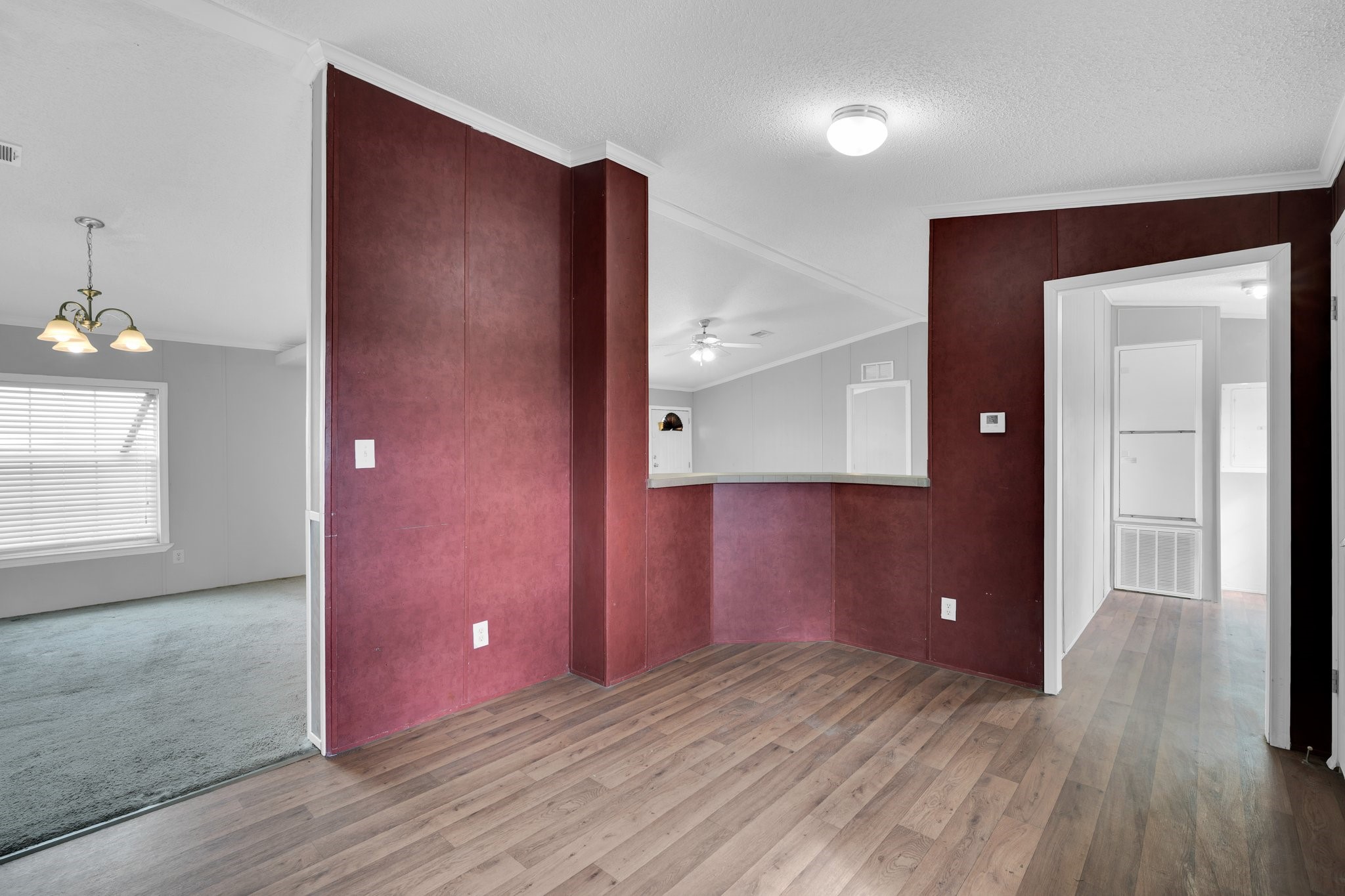 11016 S FM 157
