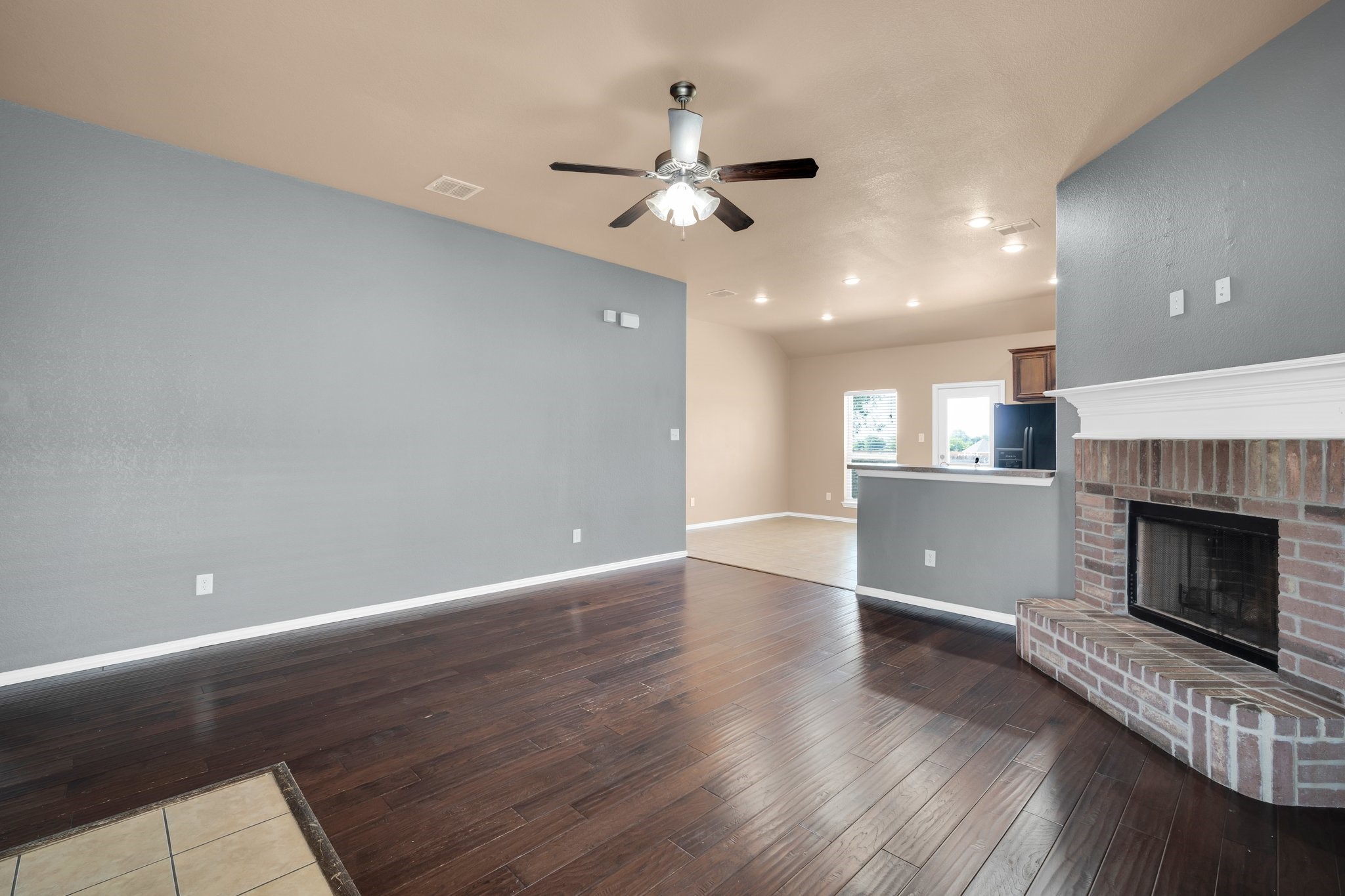 212 Bob White Drive