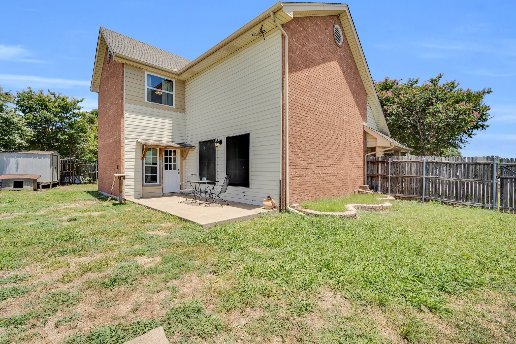2729 Star Avenue