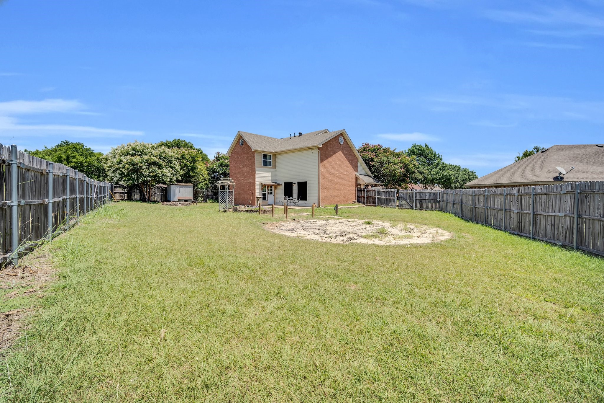 2729 Star Avenue