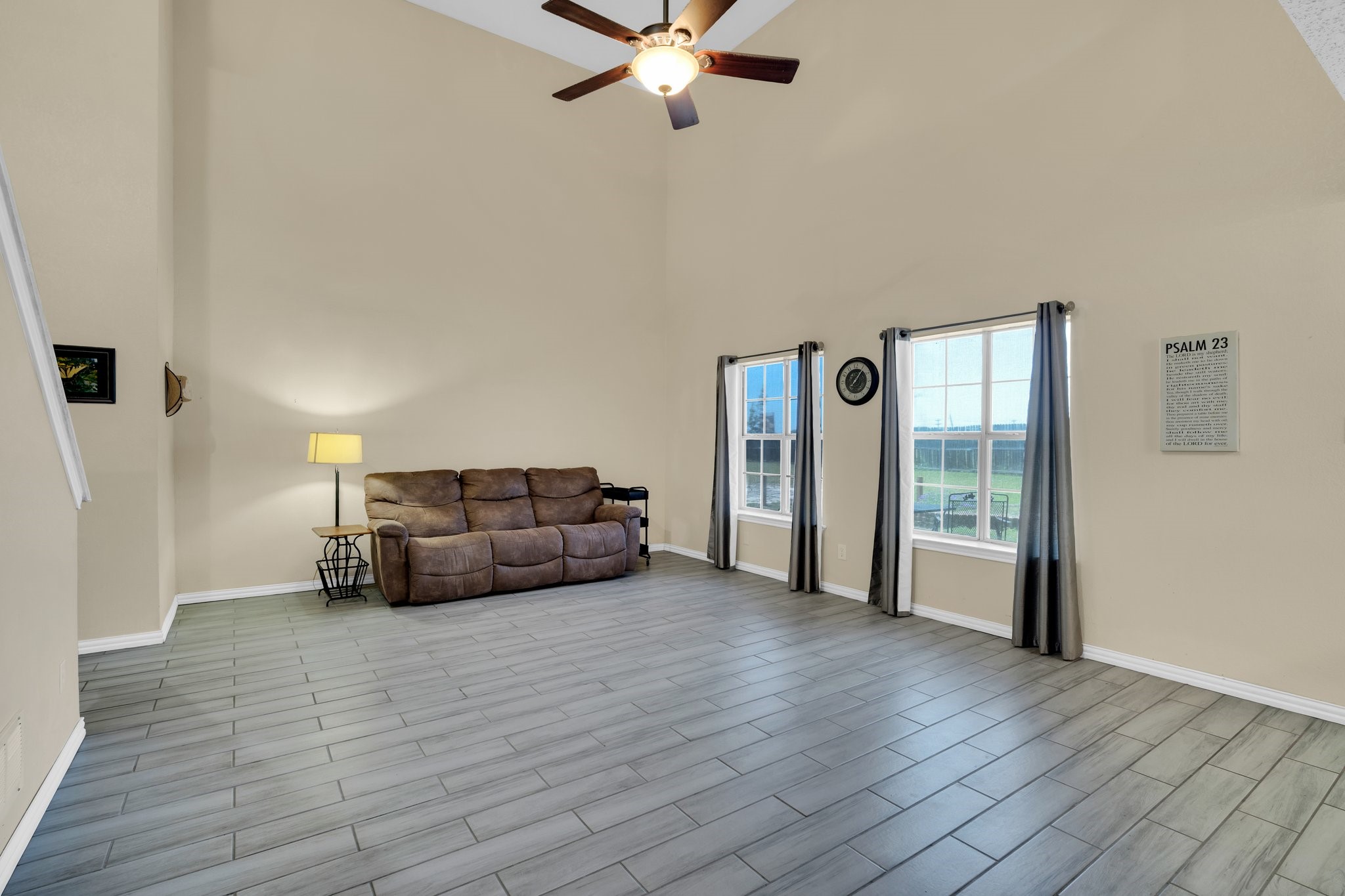 2729 Star Avenue