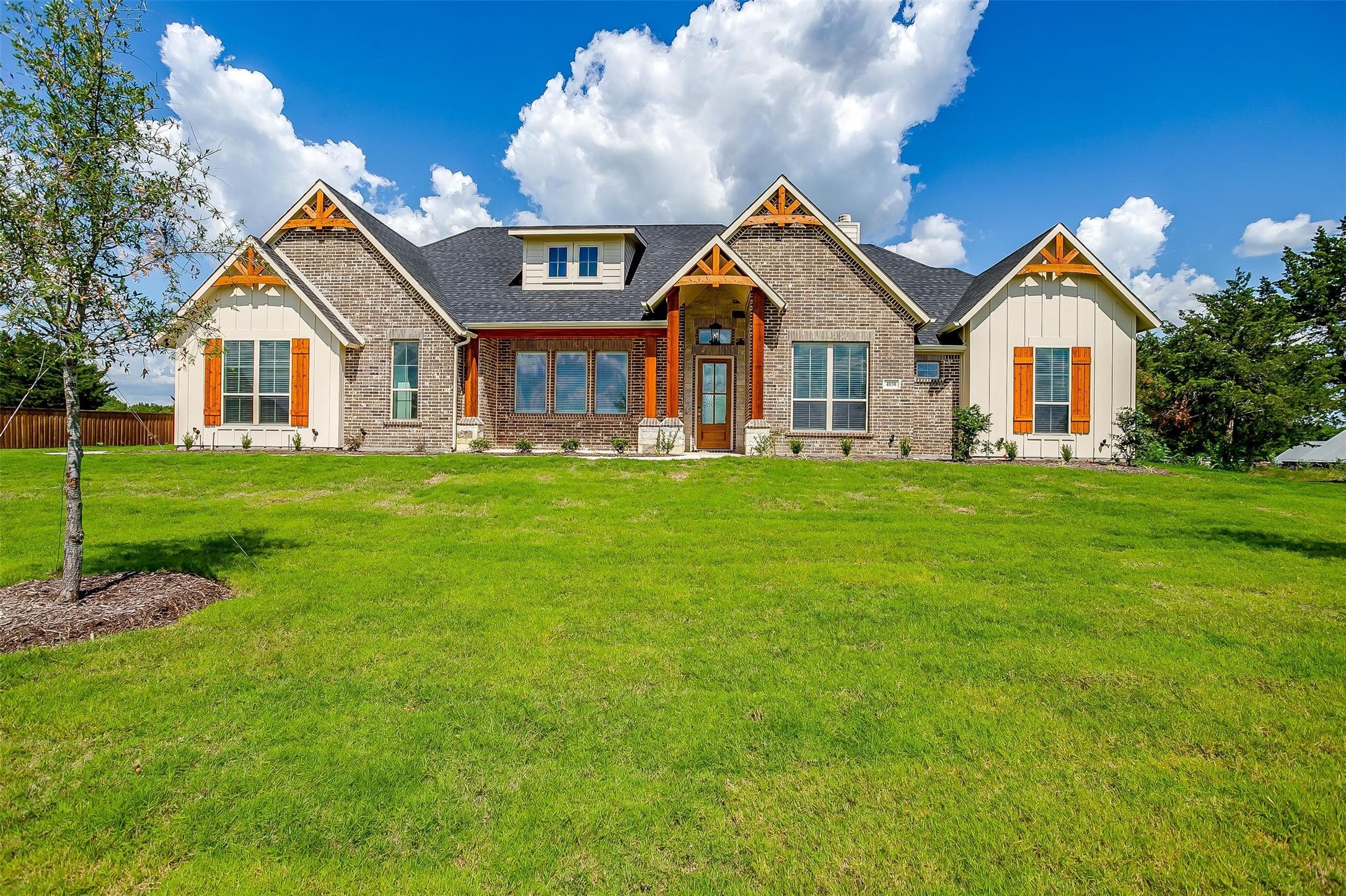 4850 Grace Ridge