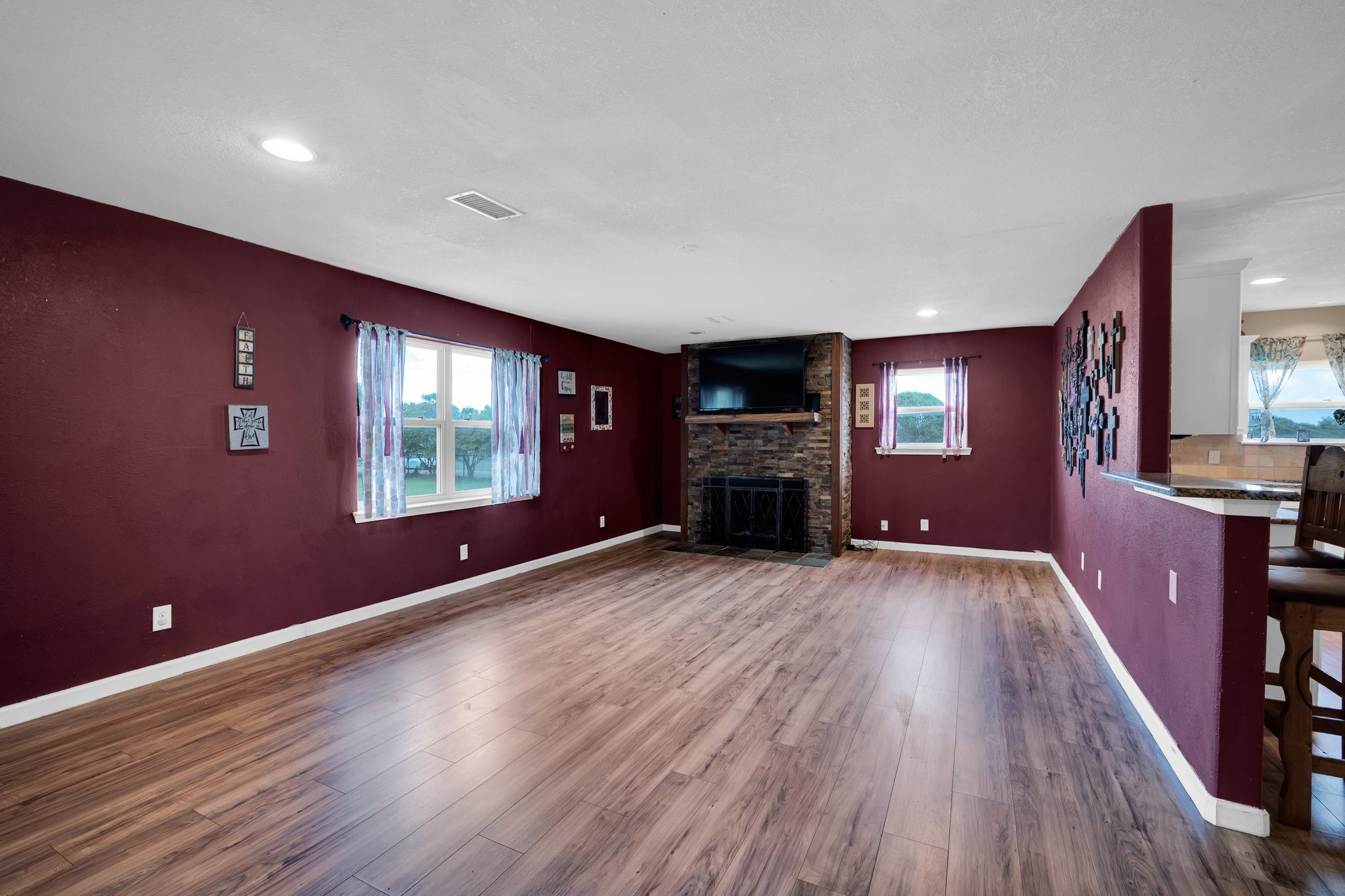 6460 Pickett Lane