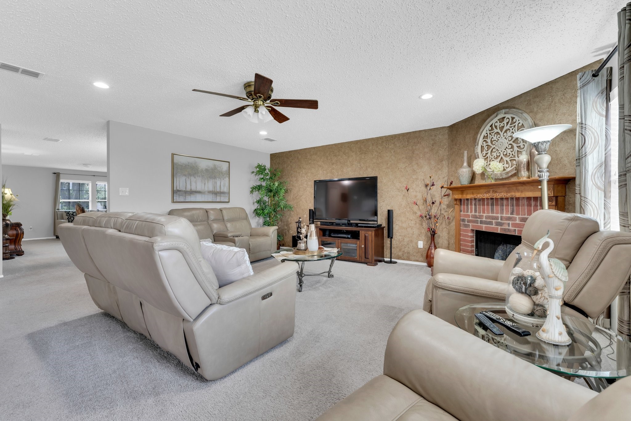 5709 Rumford Trail