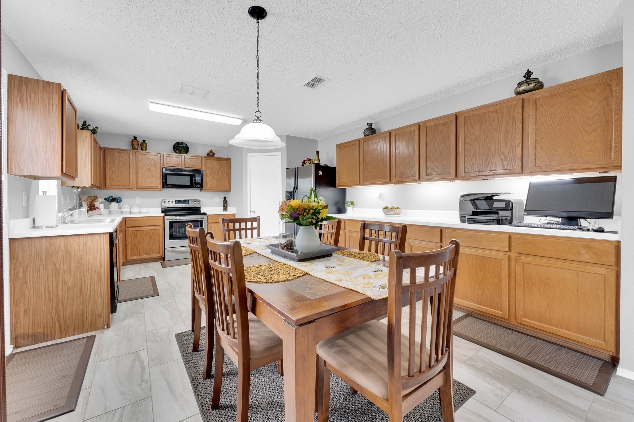 5709 Rumford Trail