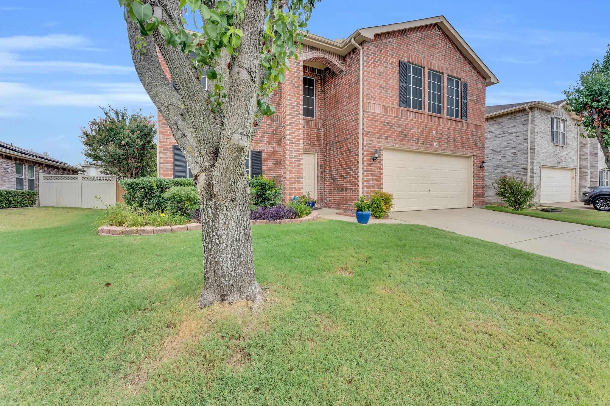 5709 Rumford Trail