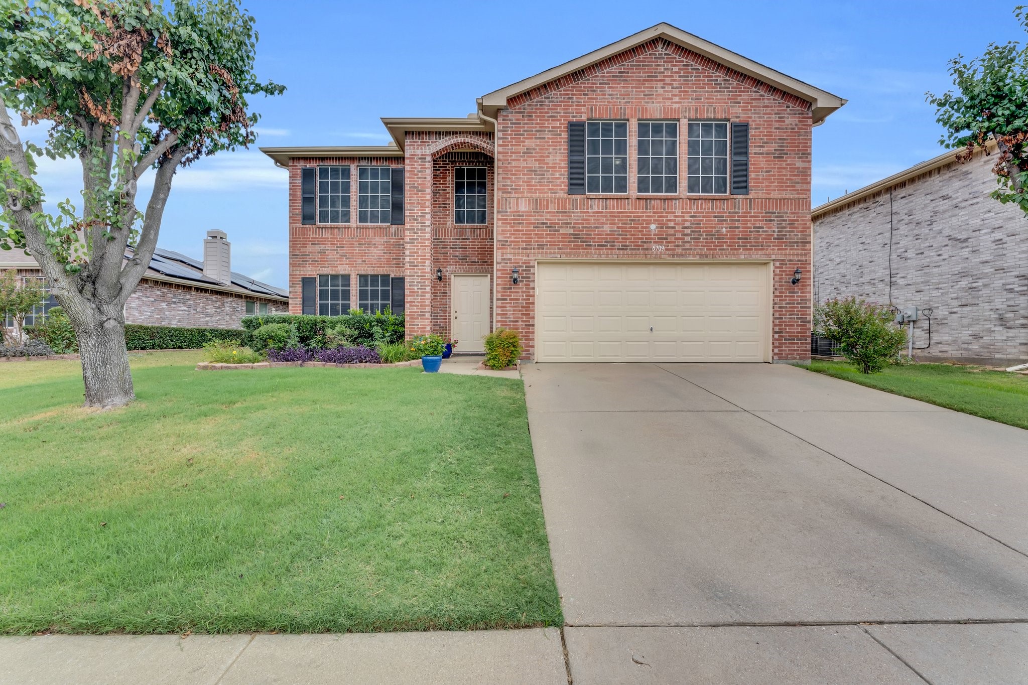 5709 Rumford Trail