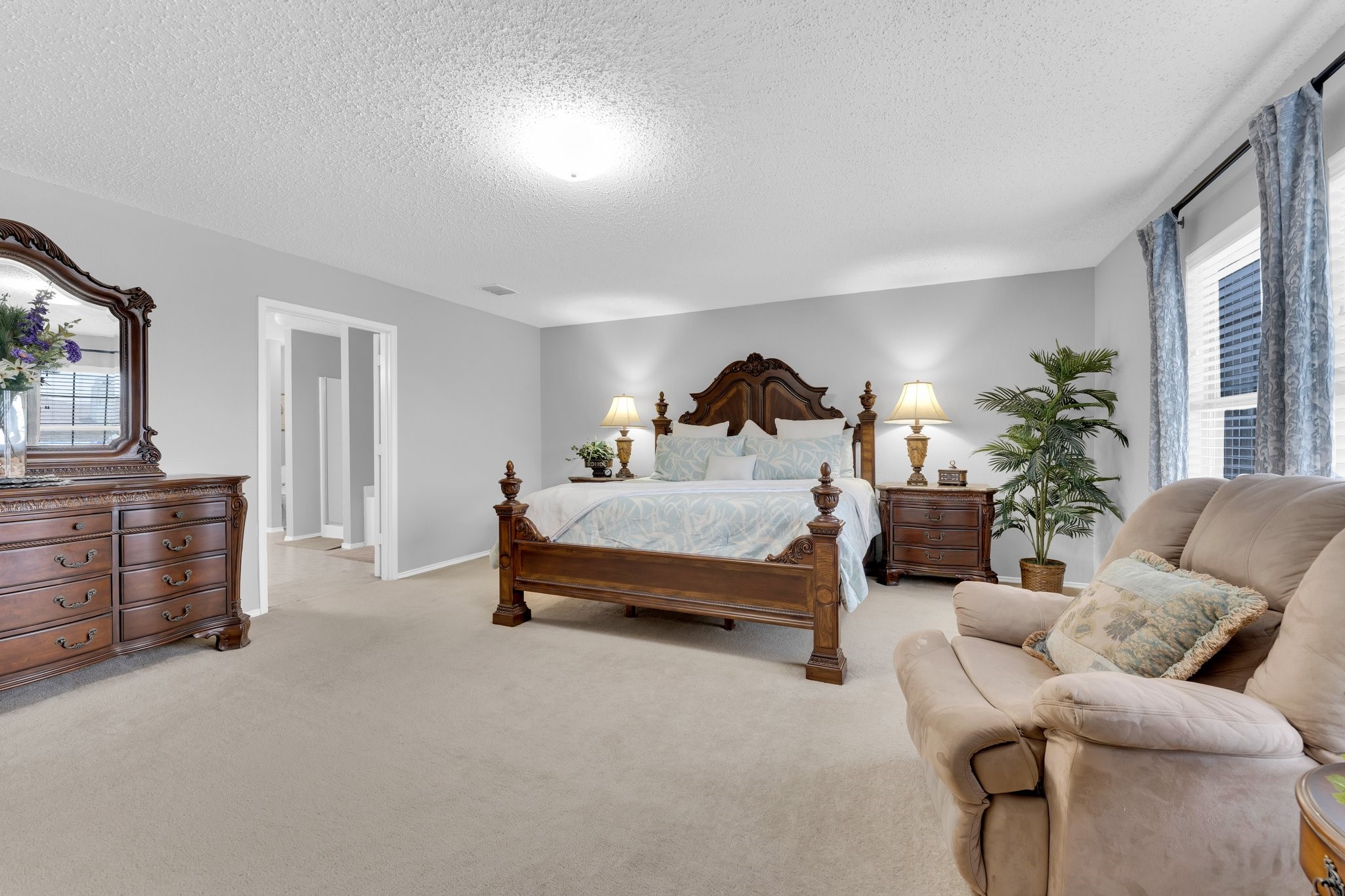 5709 Rumford Trail