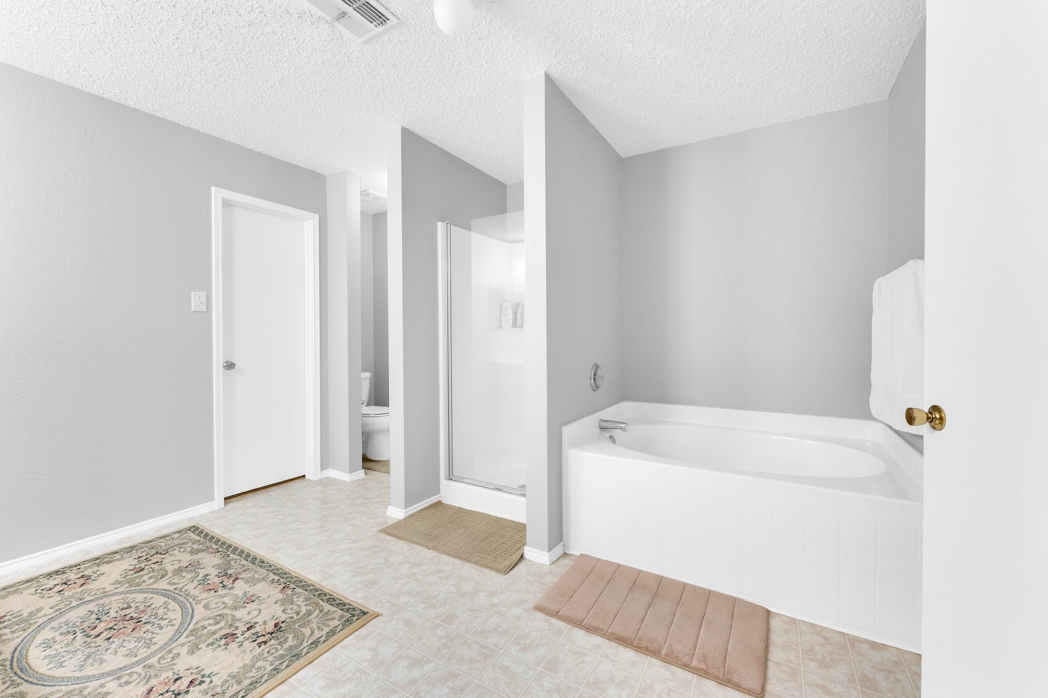 5709 Rumford Trail