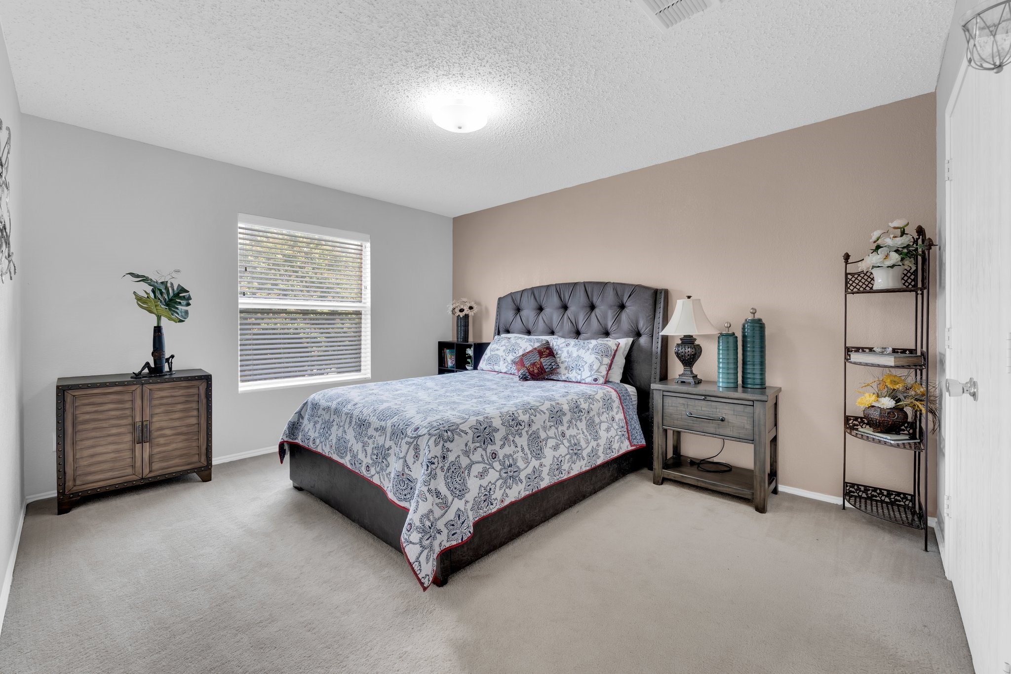 5709 Rumford Trail