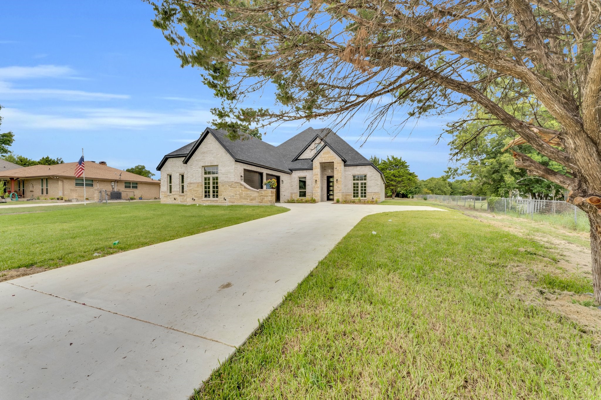 1125 Silver Creek Drive