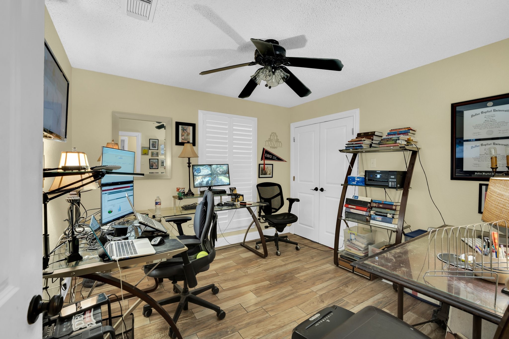 822 Fairlawn Drive