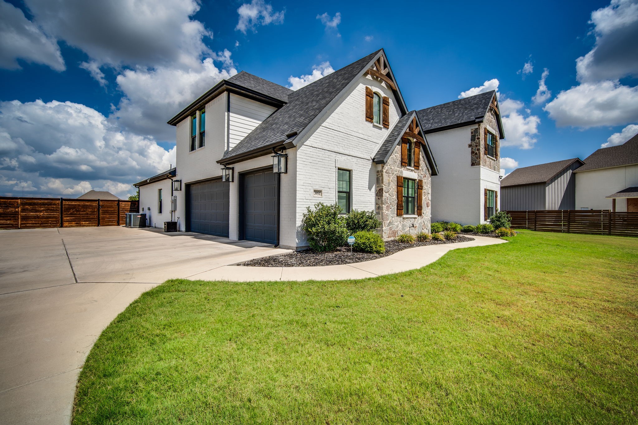 3951 Lizzy Lane