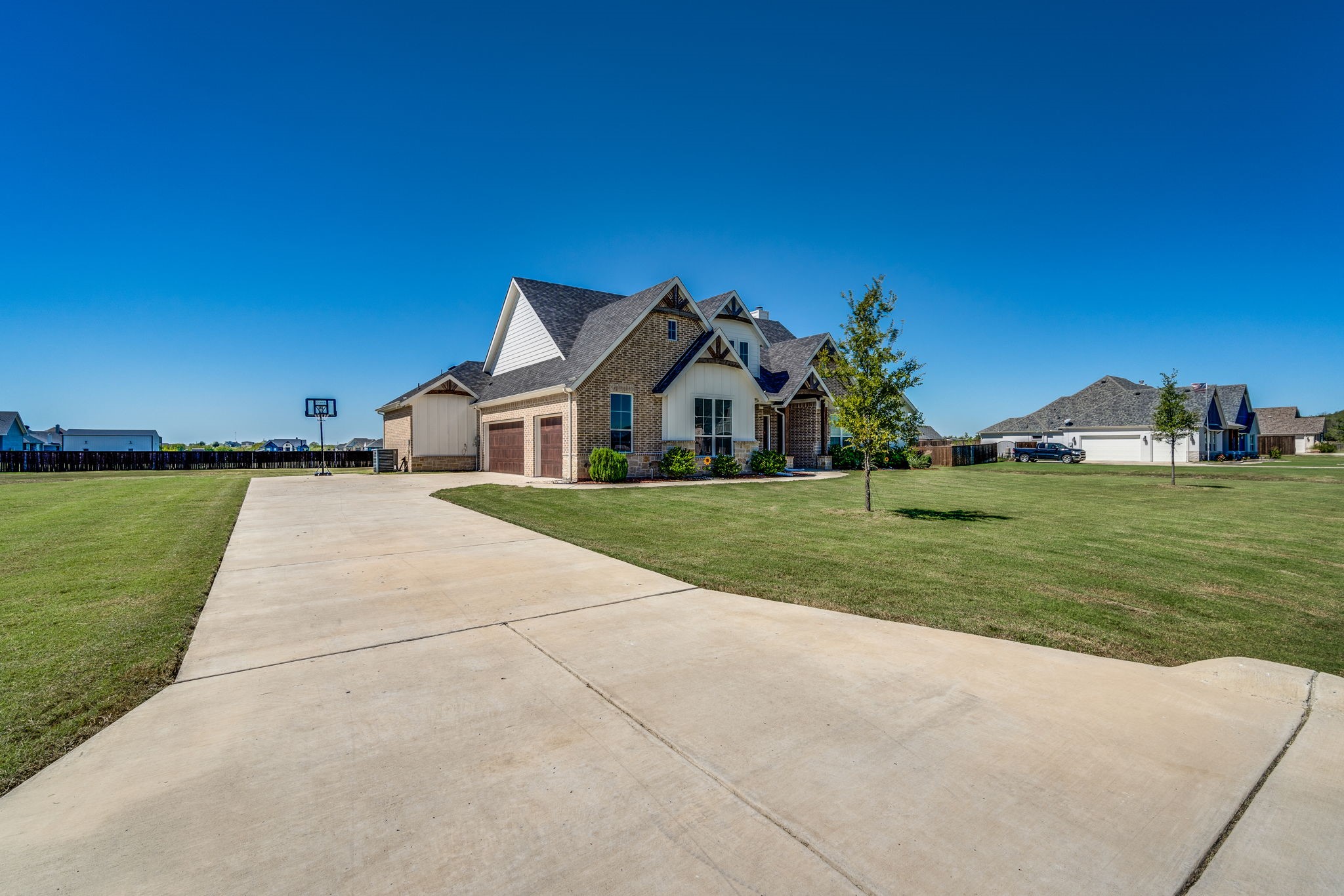 821 Prairie Falcon Glen