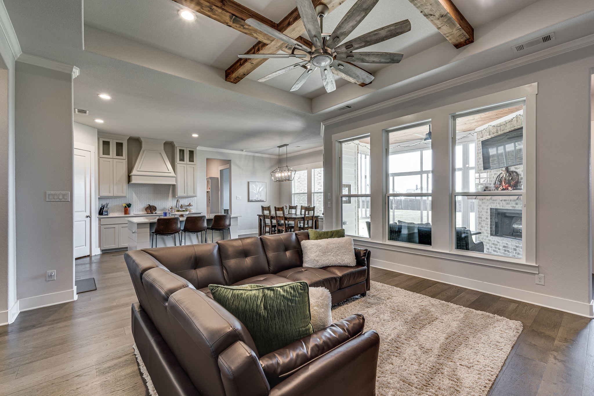821 Prairie Falcon Glen