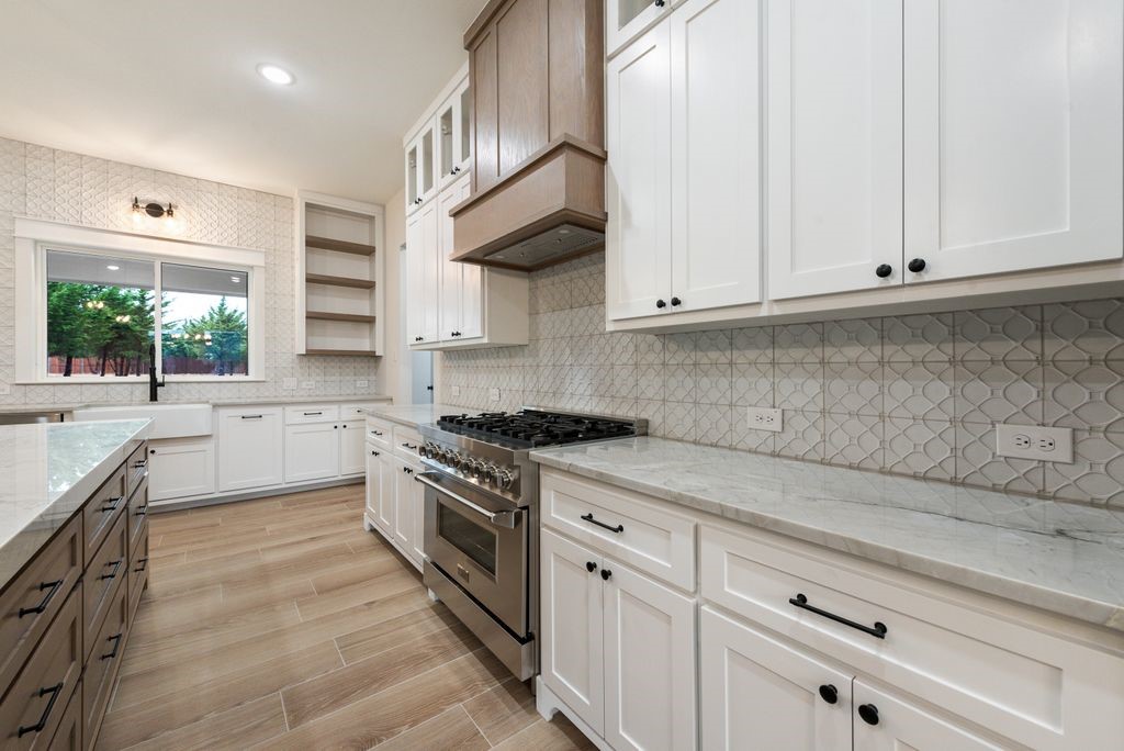 3051 Glen Oaks Drive