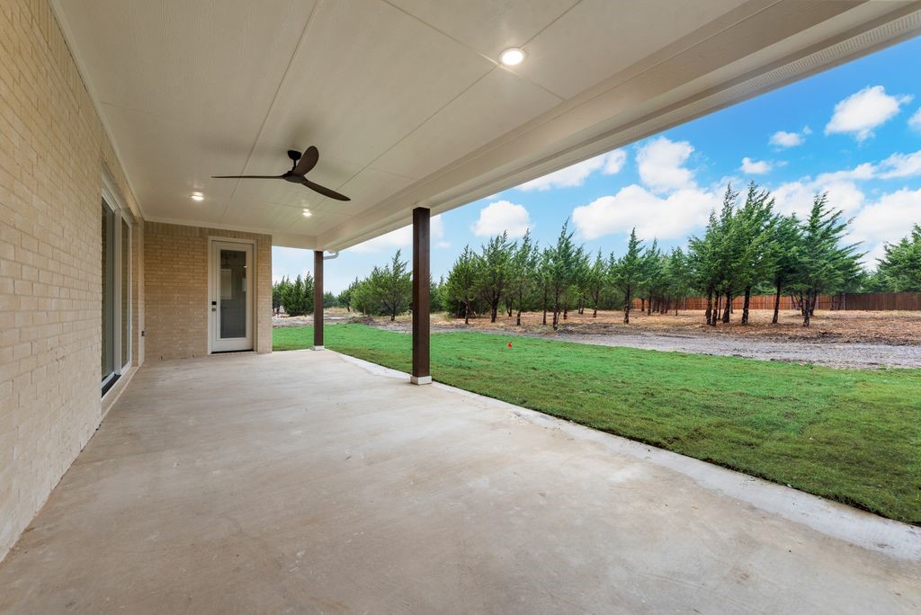 3051 Glen Oaks Drive