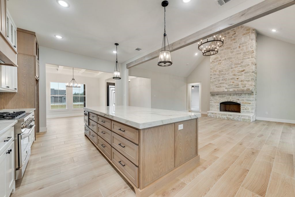 3051 Glen Oaks Drive