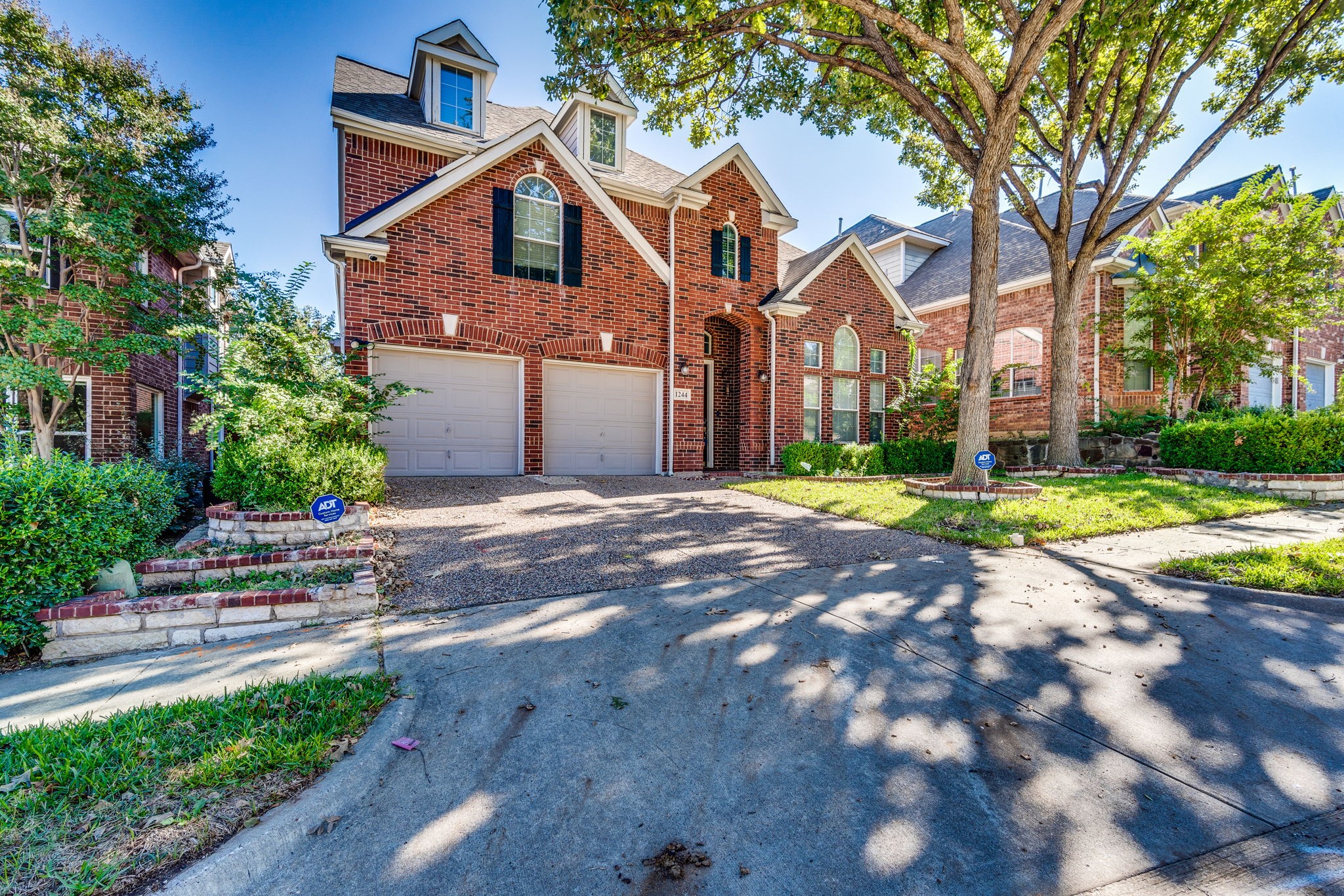 1244 Tioga Drive