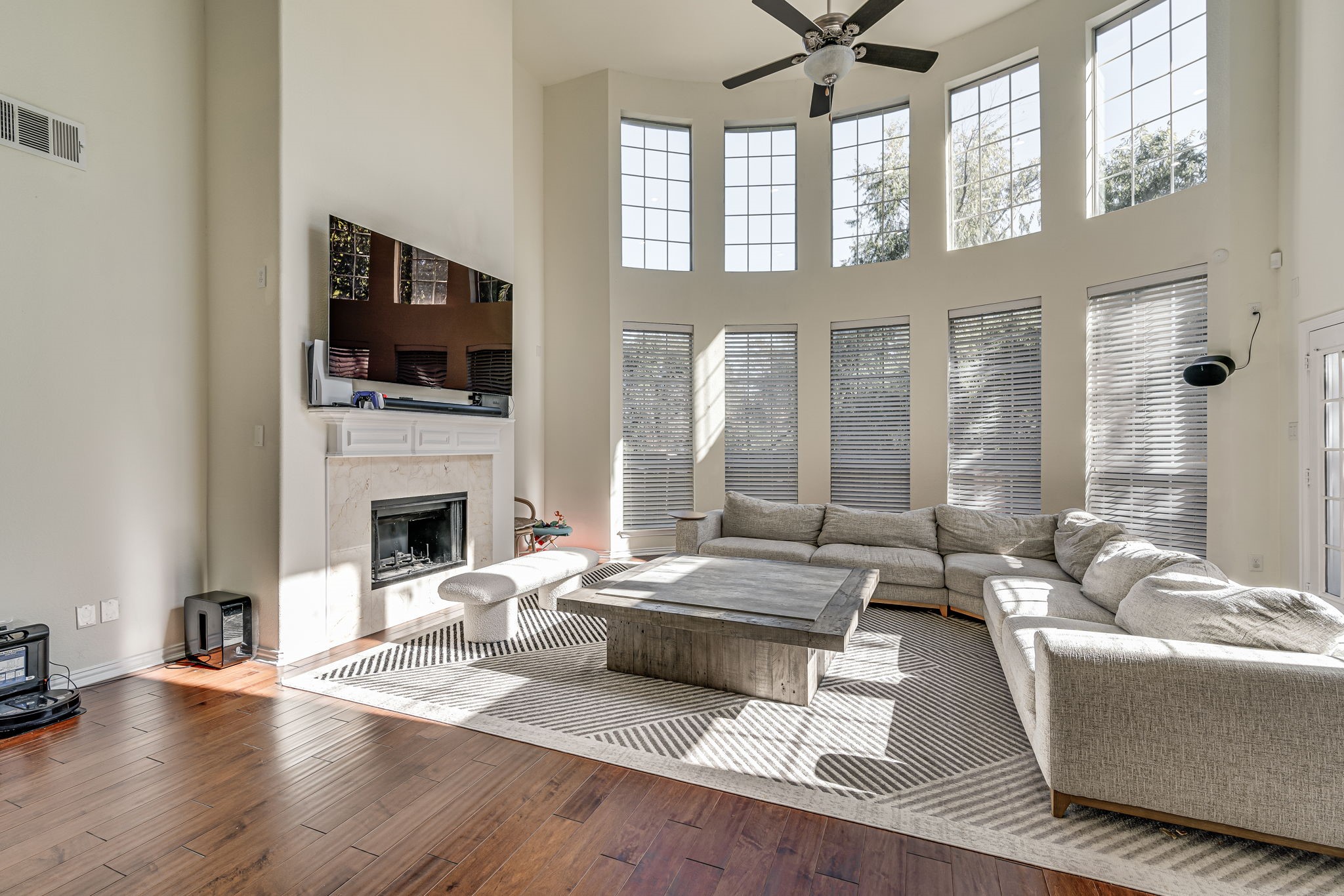 1244 Tioga Drive