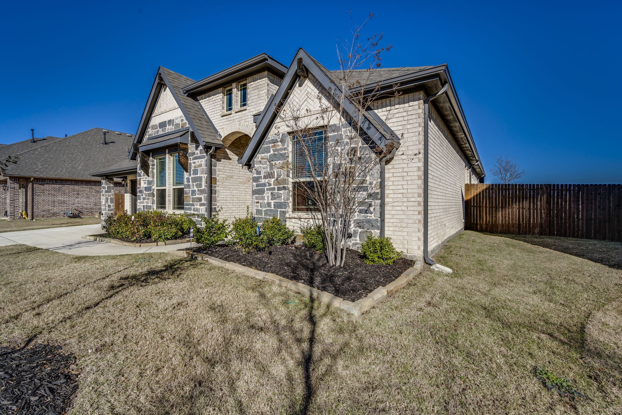 5045 Ridgeview Lane