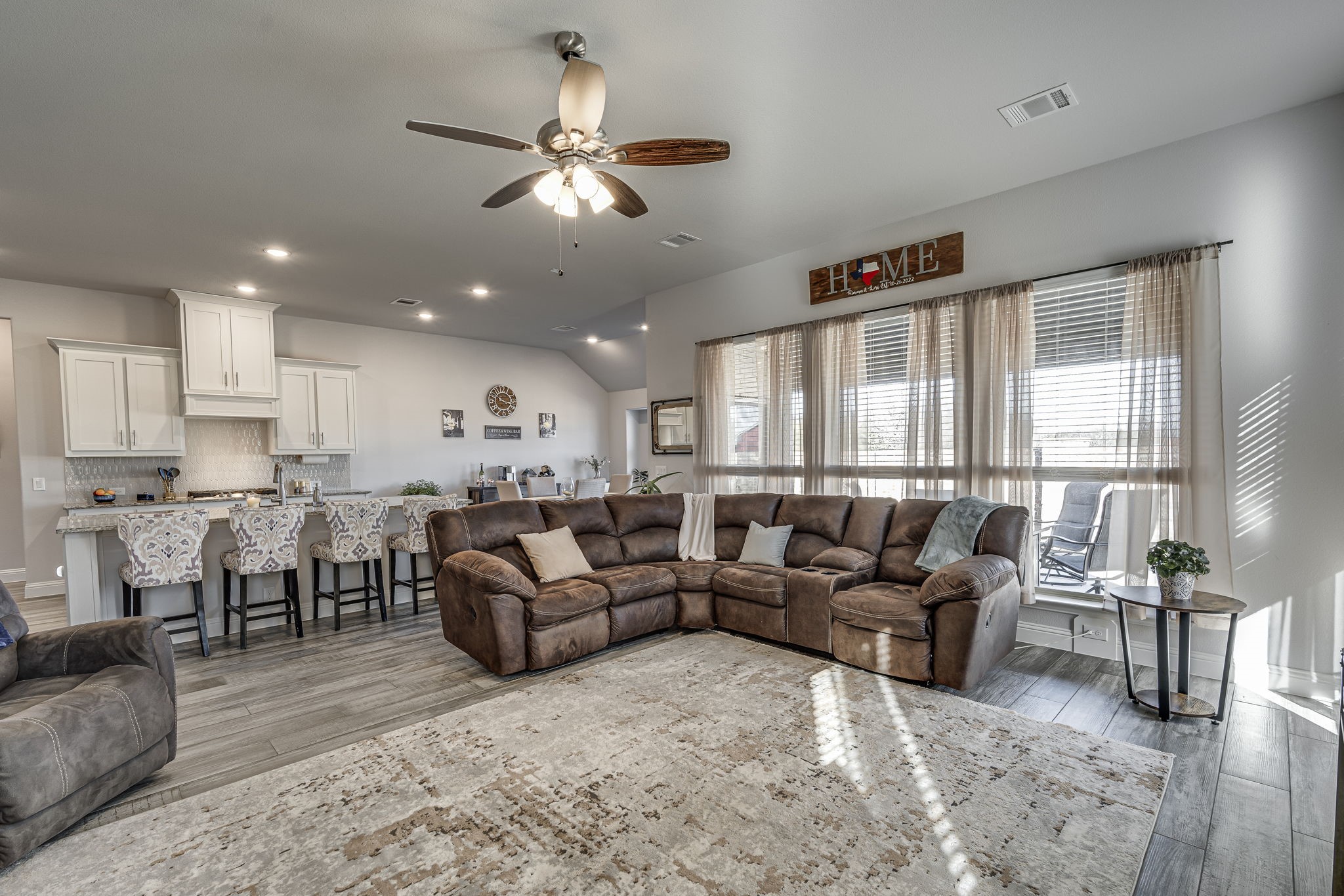 5045 Ridgeview Lane
