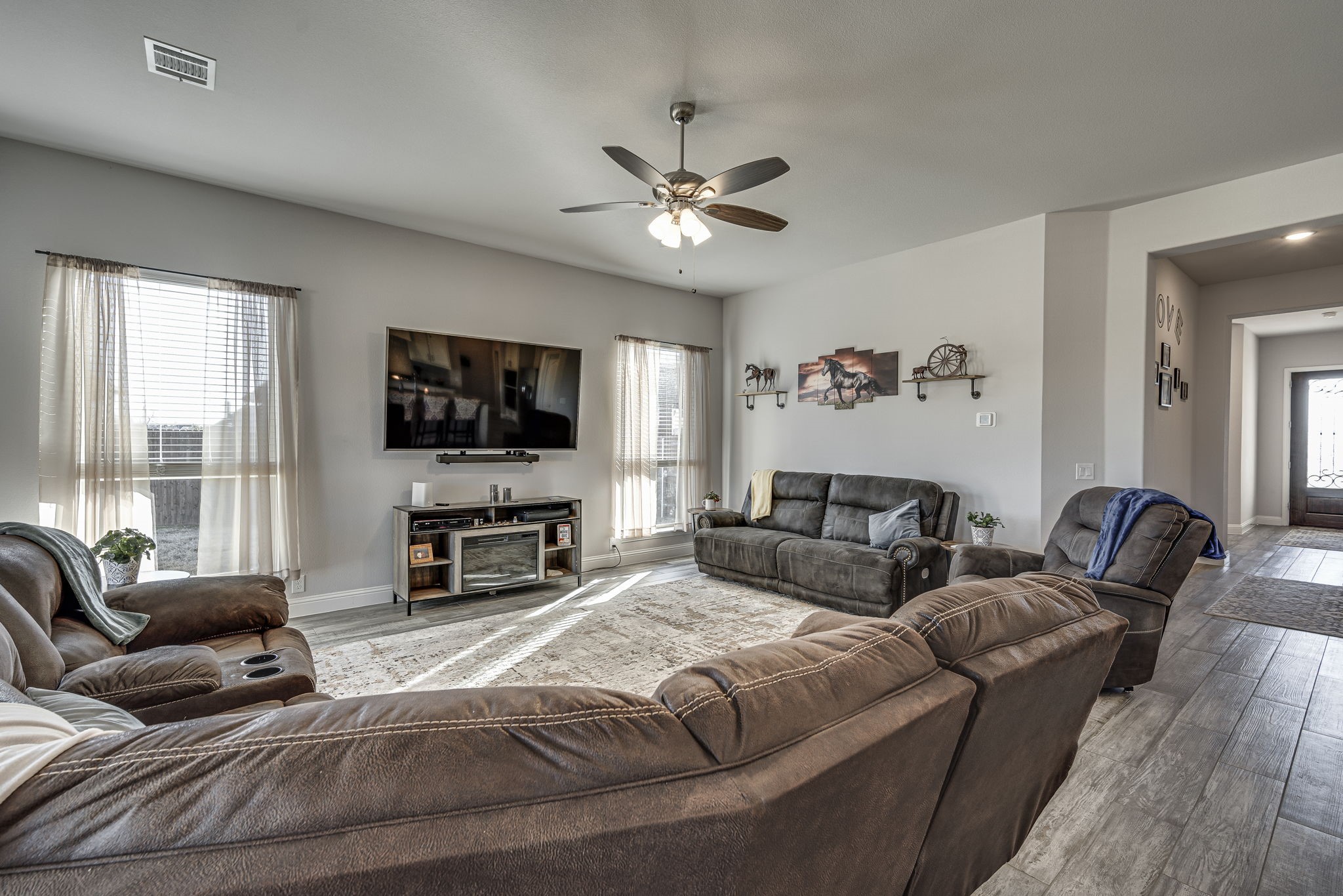 5045 Ridgeview Lane