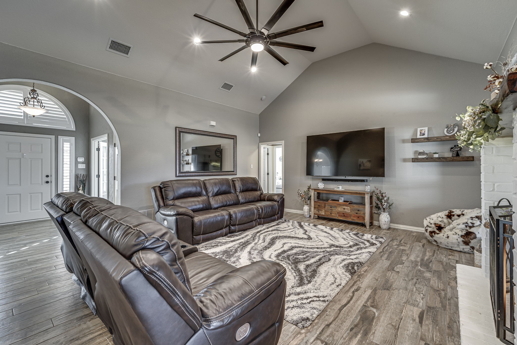 2721 Pleasantville Road