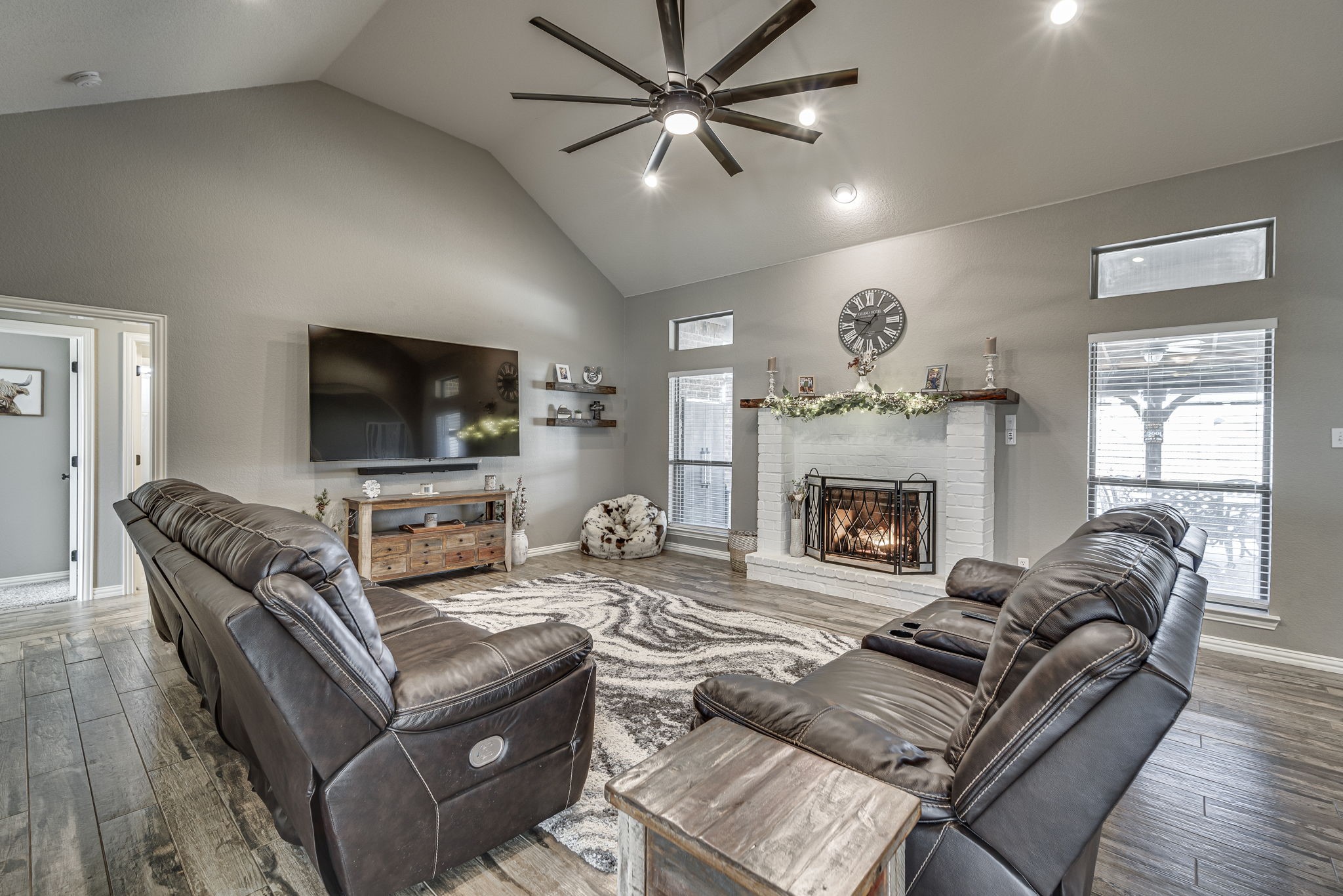 2721 Pleasantville Road