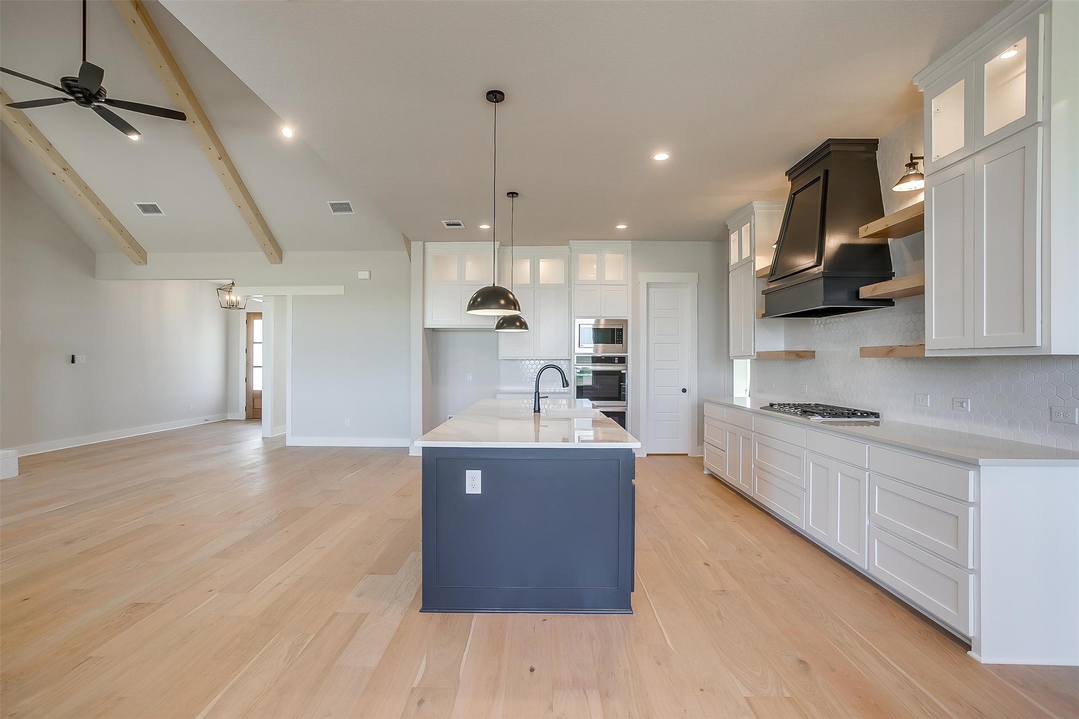 230 Everly Way