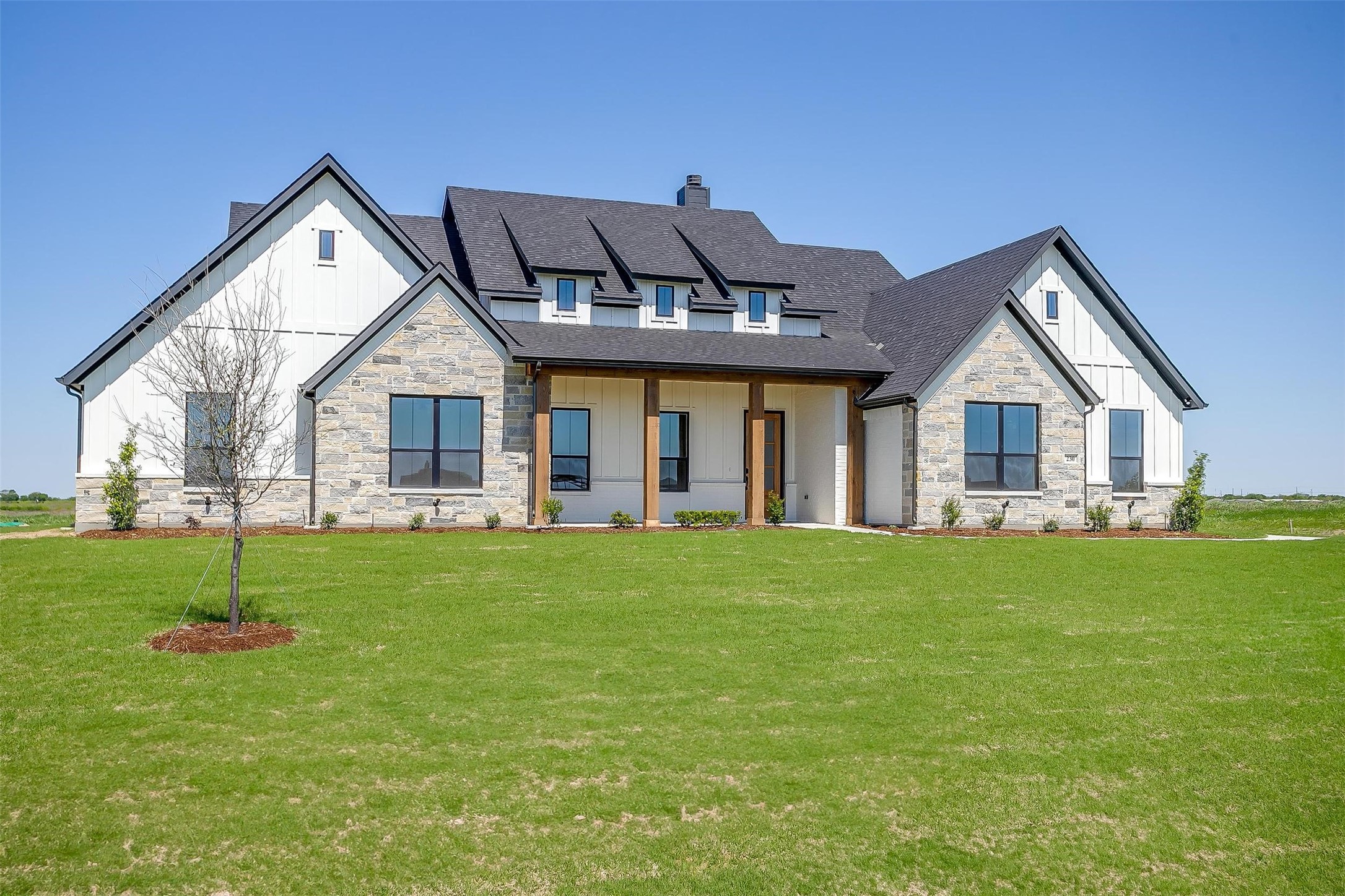230 Everly Way