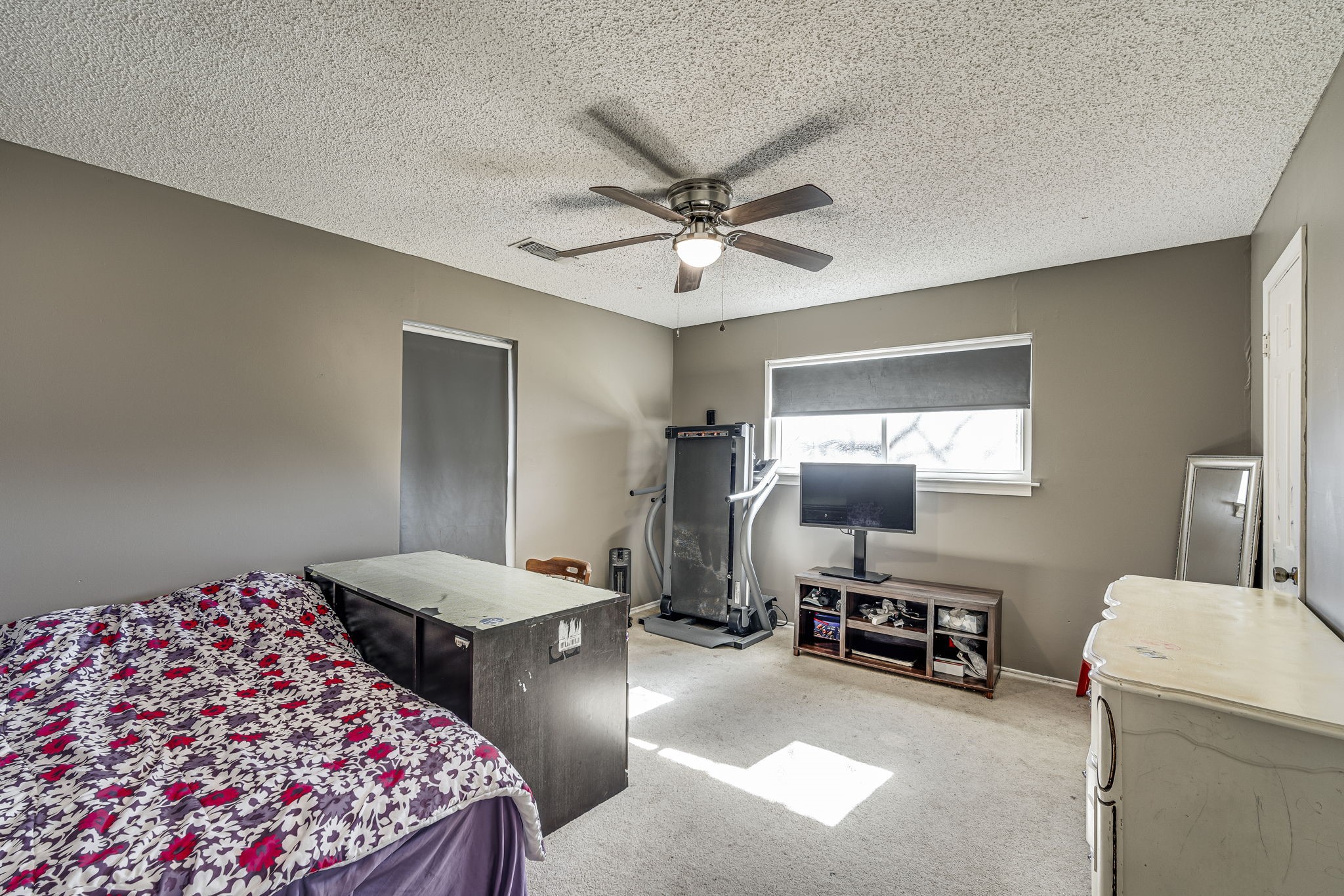 140 Cedarcrest Lane