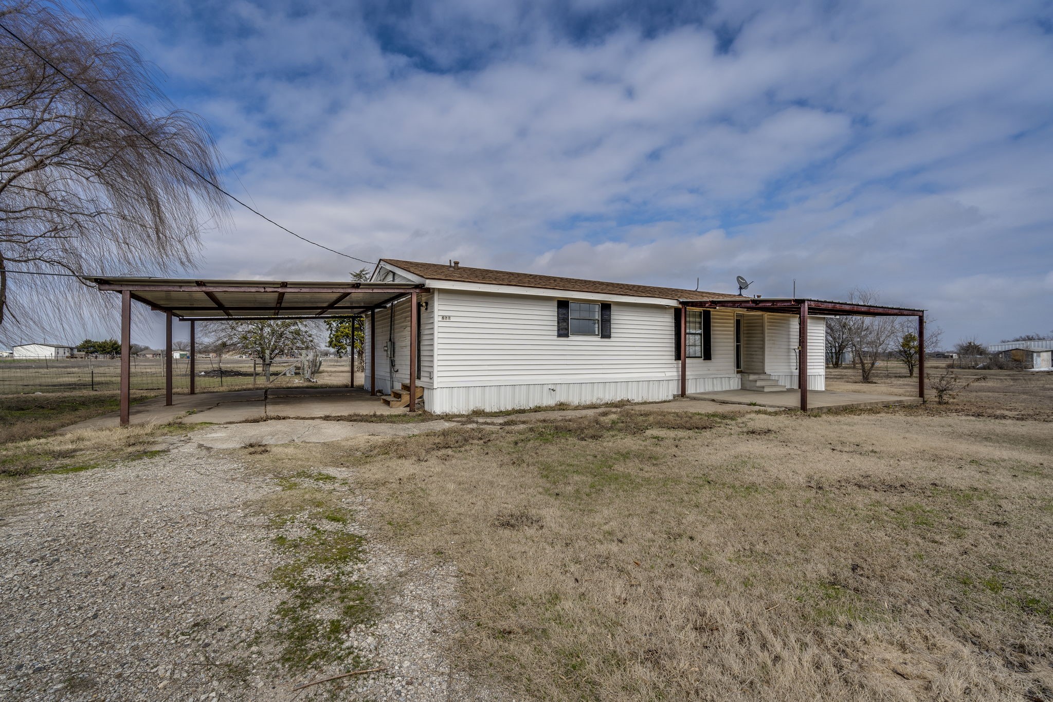 622 W Pecan Tree Road
