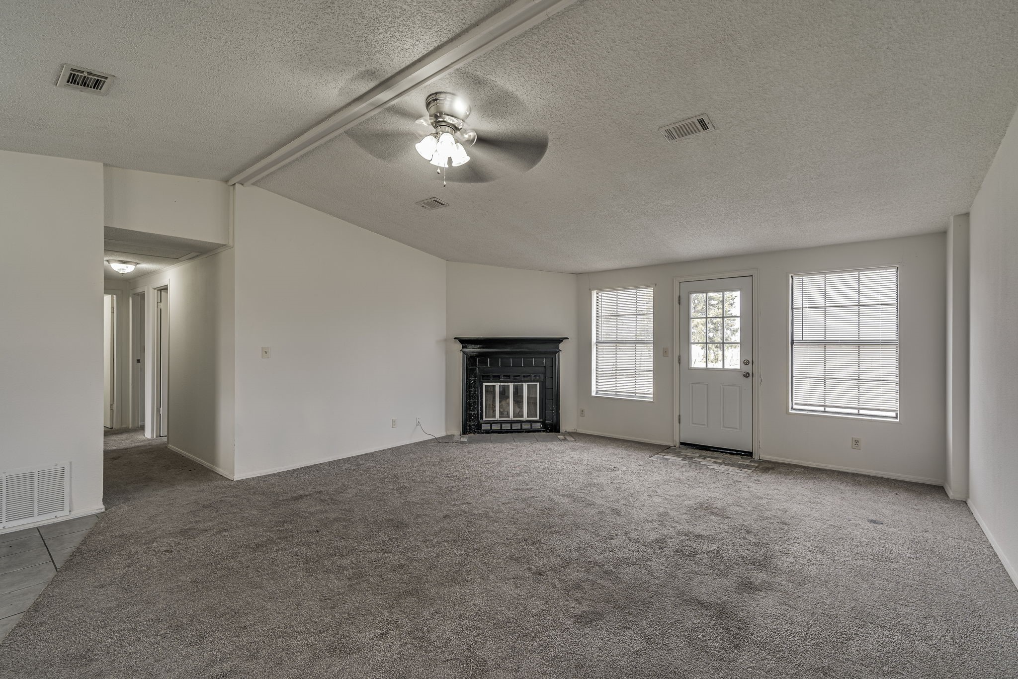 622 W Pecan Tree Road