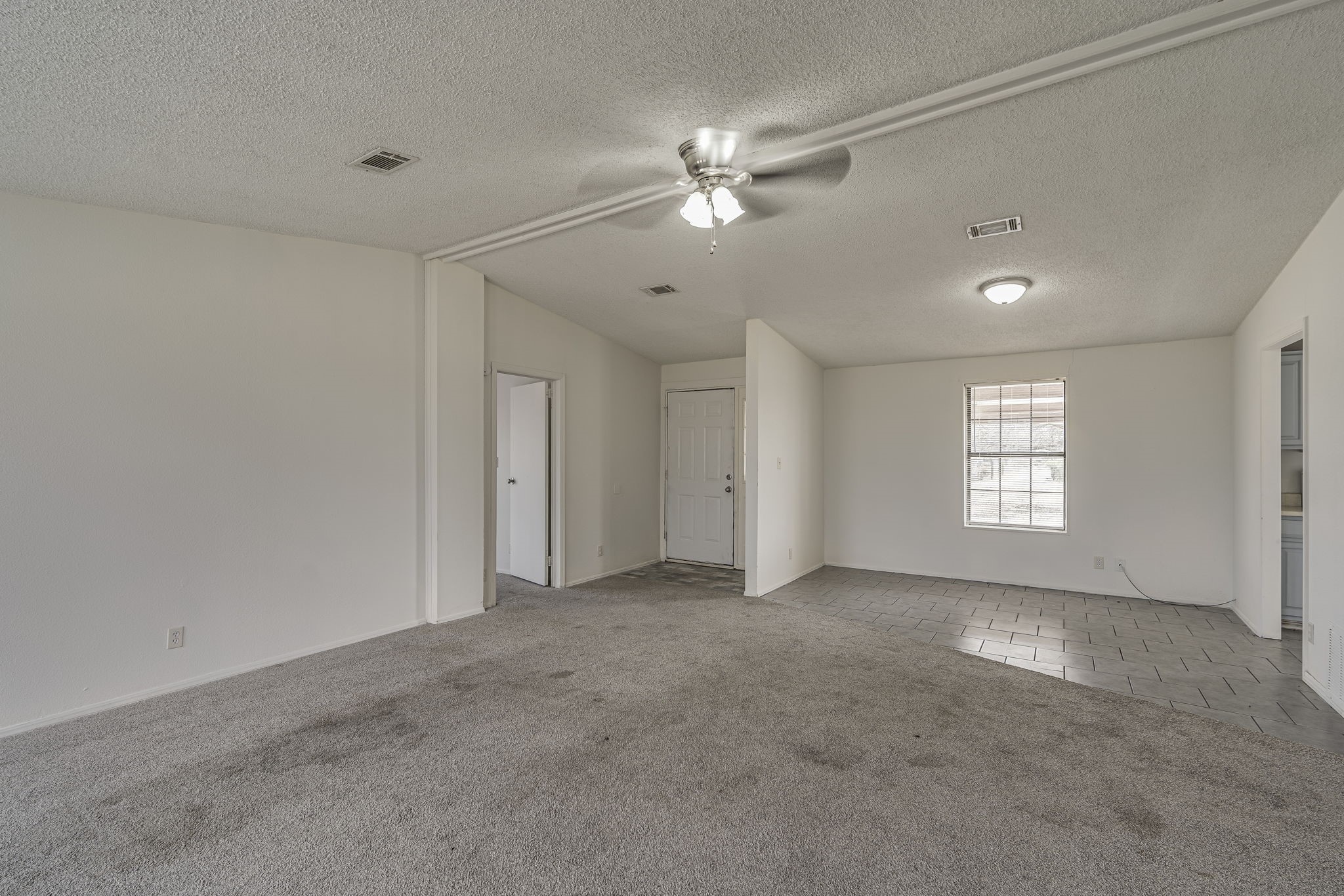 622 W Pecan Tree Road