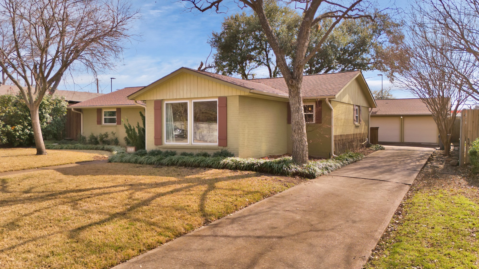 3634 Woodleigh Drive