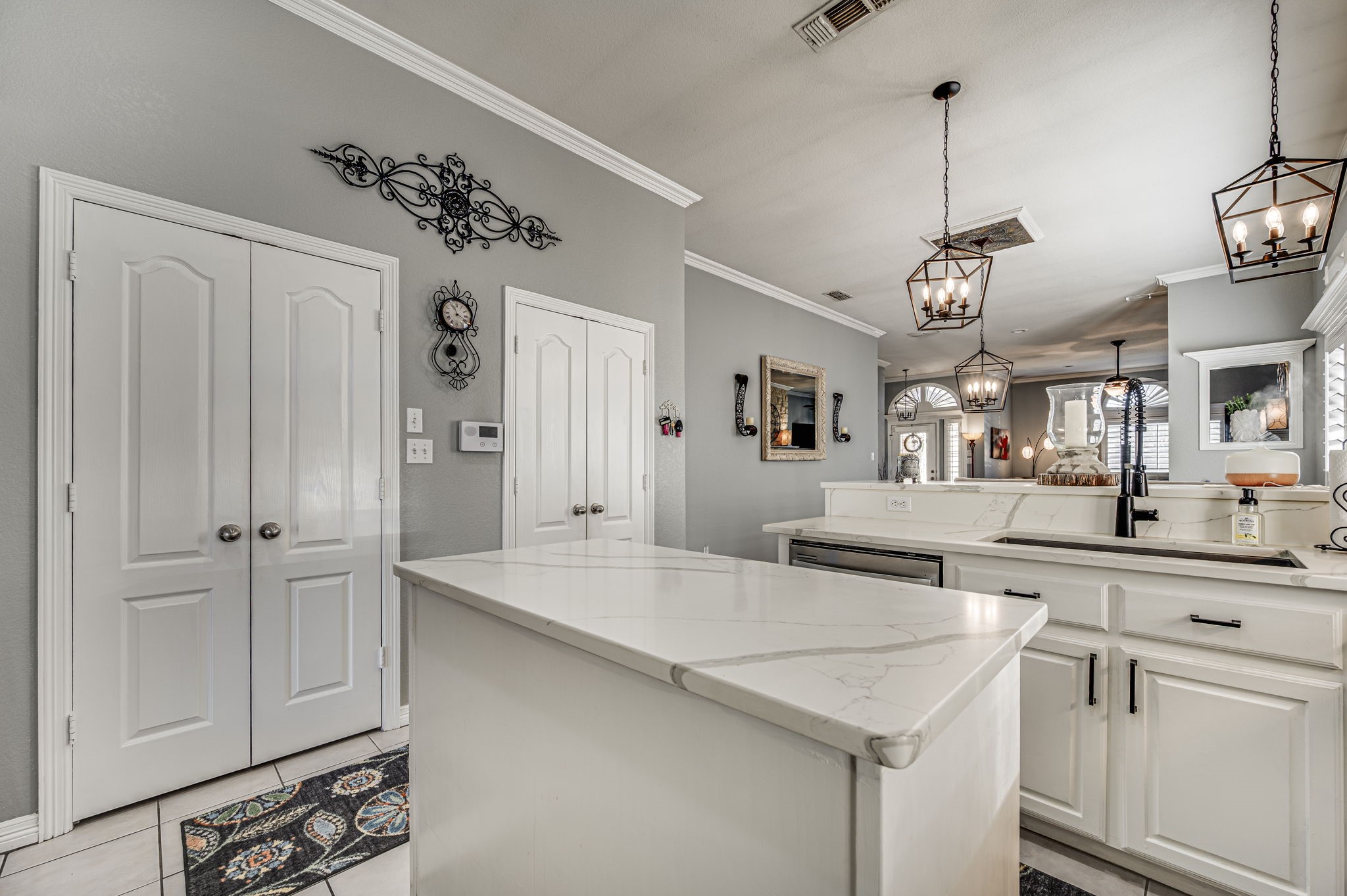 207 Bluebonnet Lane