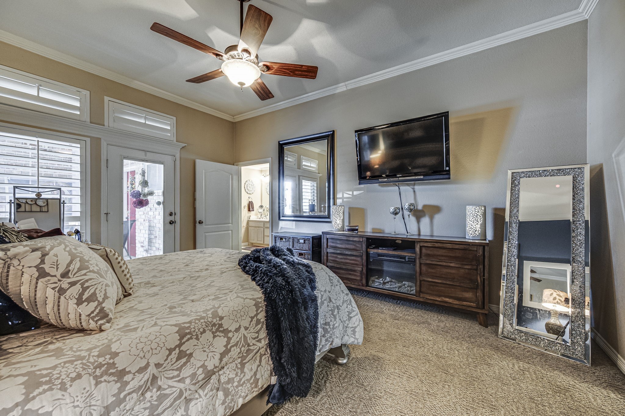 207 Bluebonnet Lane