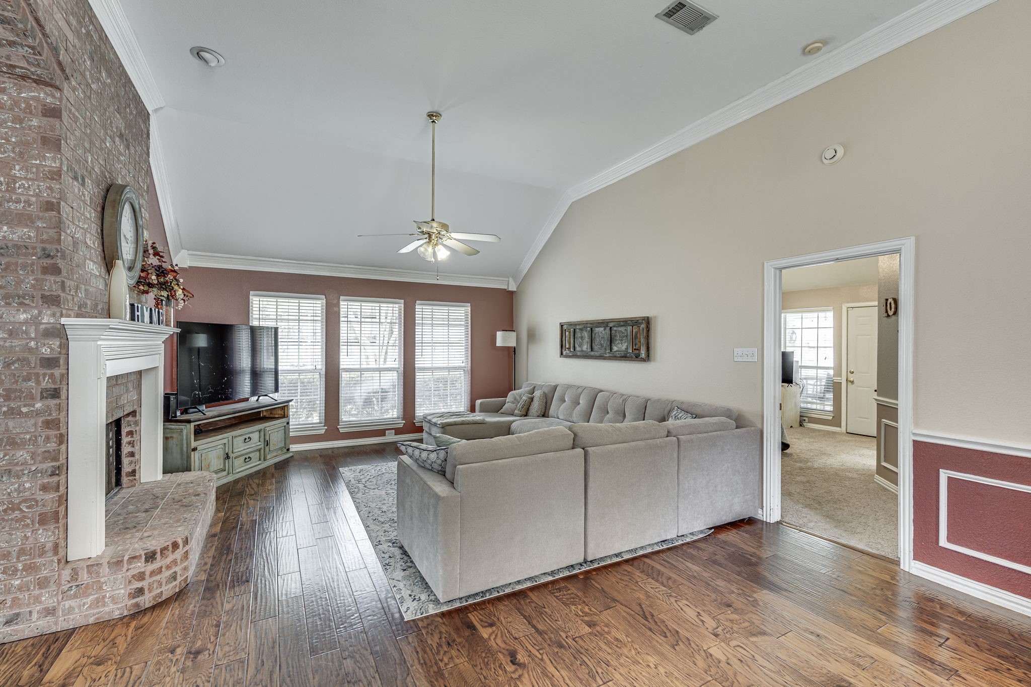 2422 Green Willow Court