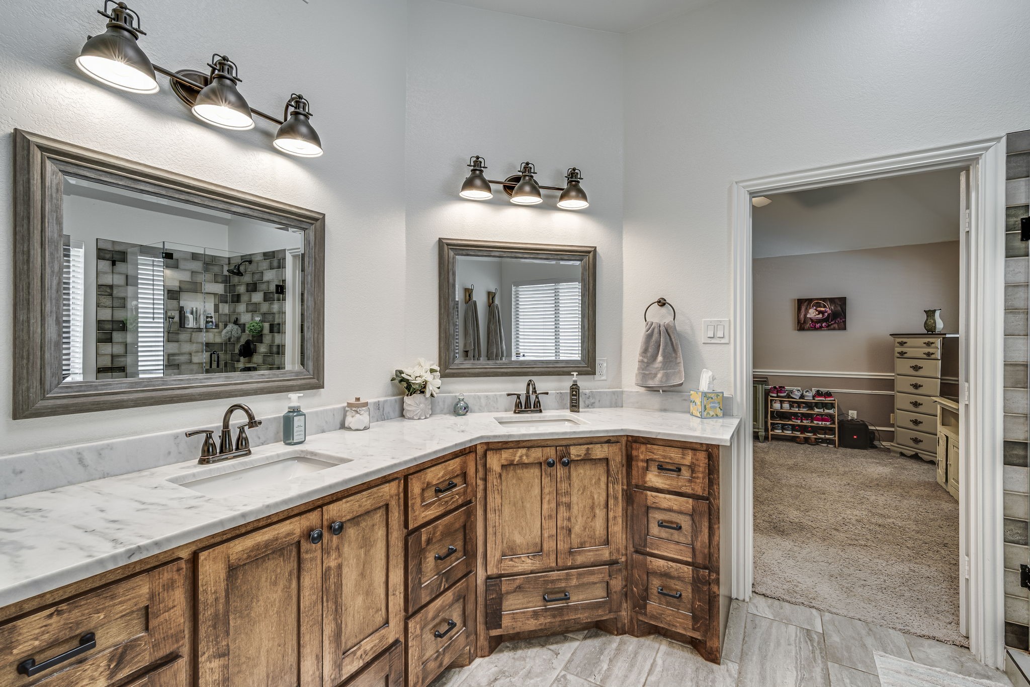 2422 Green Willow Court