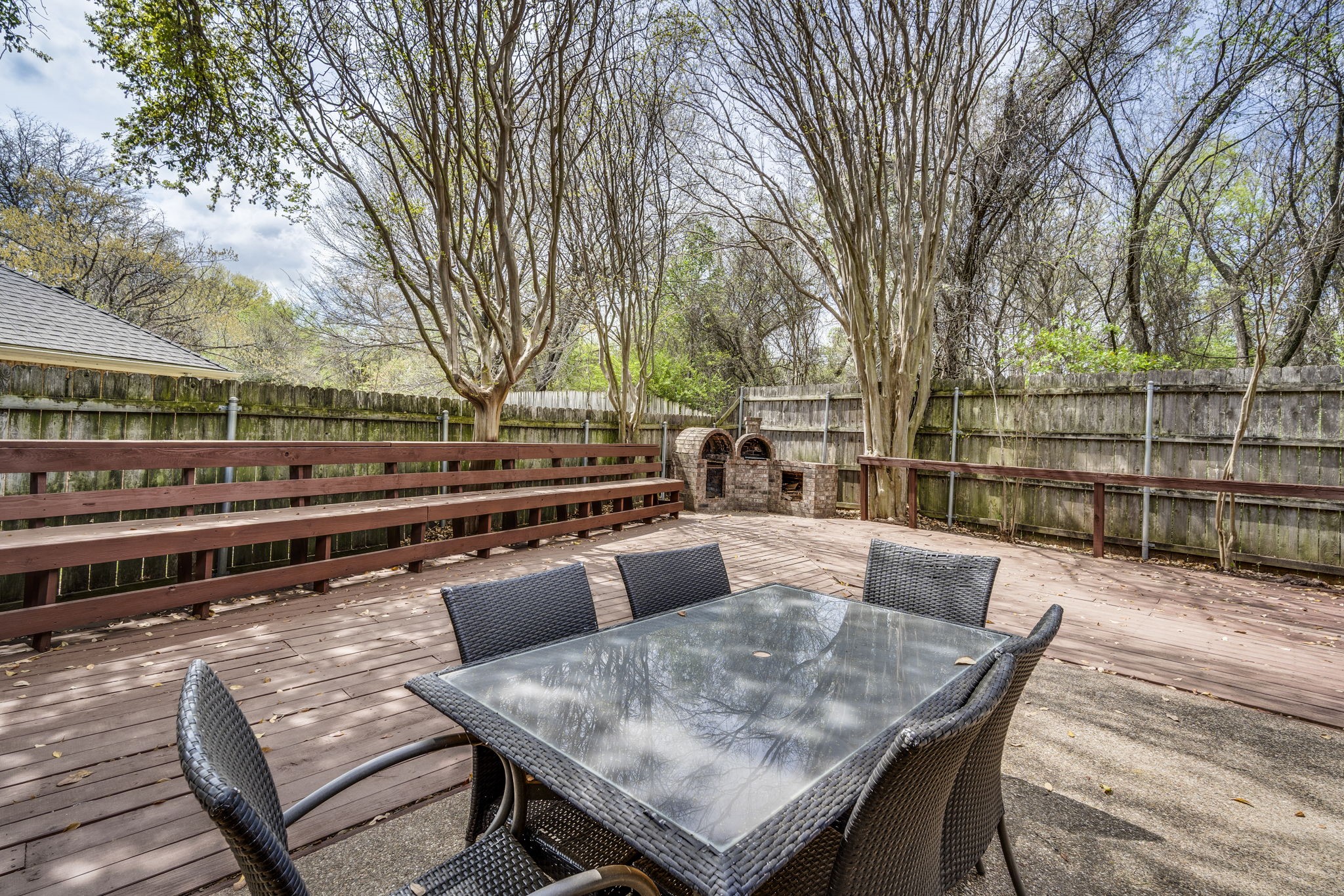 2422 Green Willow Court