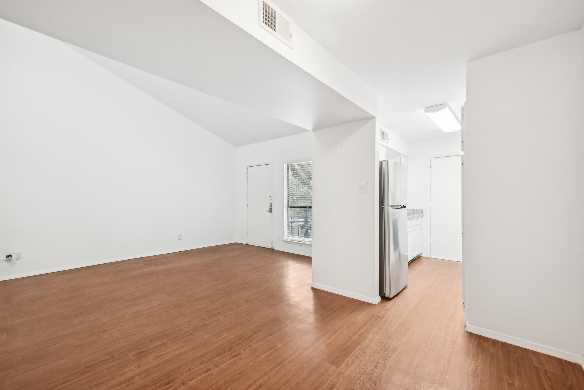 6646 E Lovers Lane 904