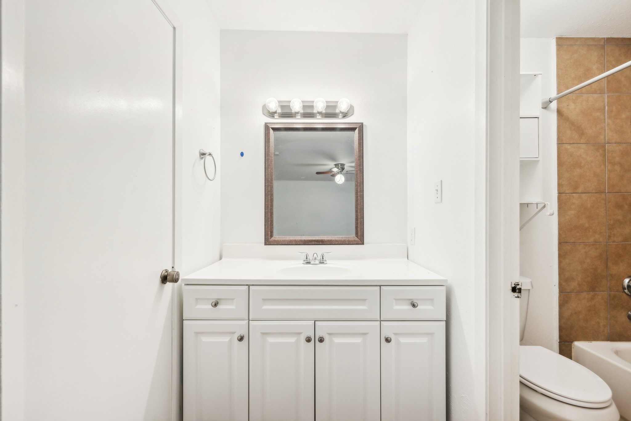 6646 E Lovers Lane 904