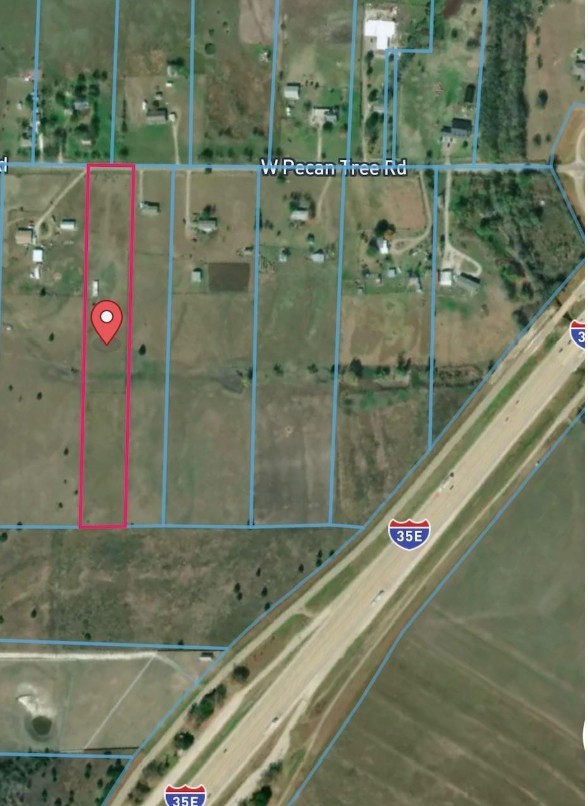 527 W Pecan Tree Road