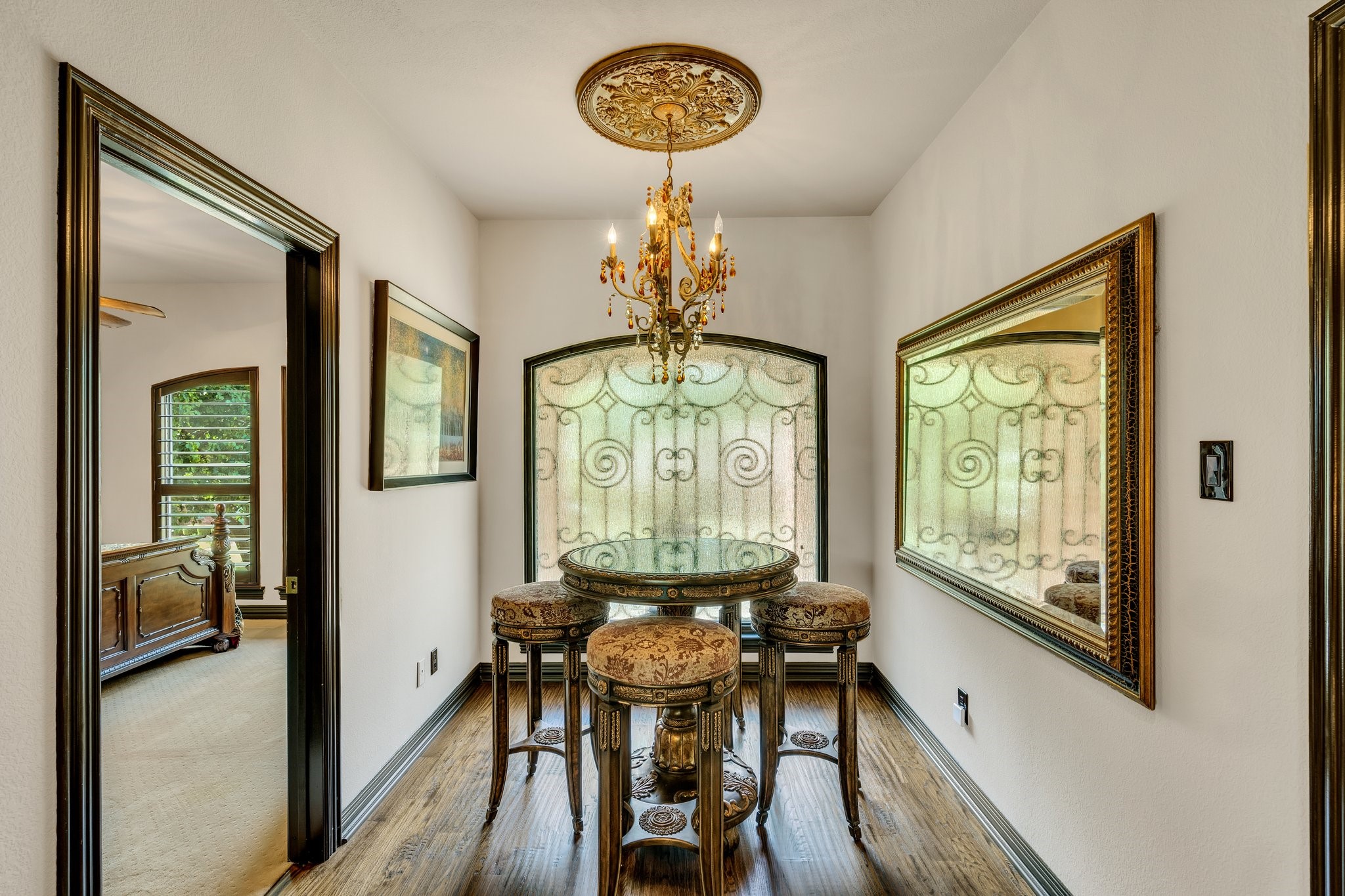 109 Nob Hill Lane