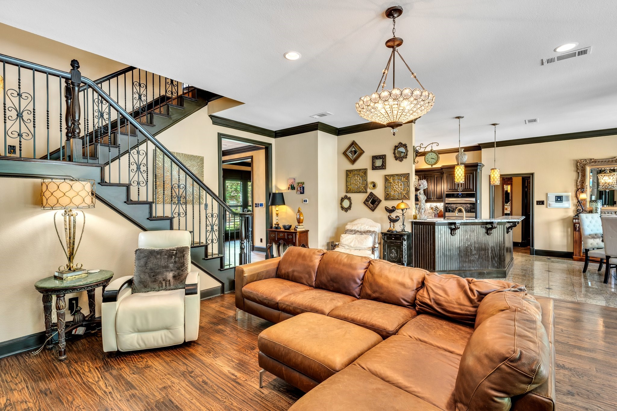 109 Nob Hill Lane