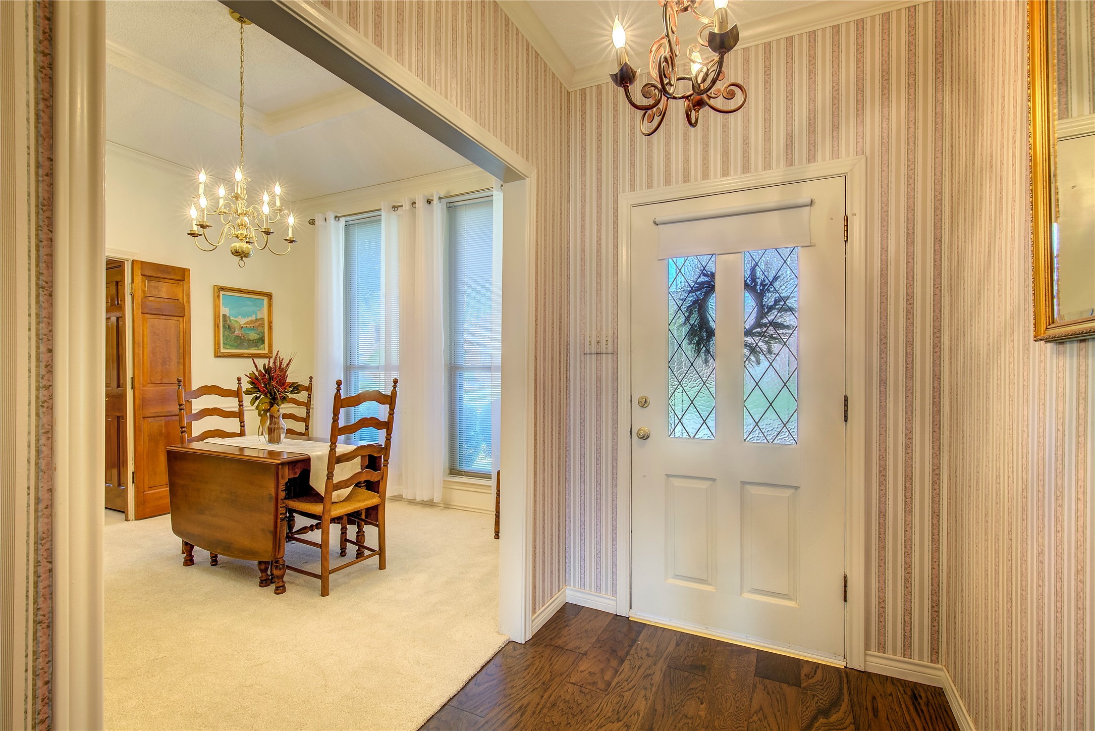 1406 Camelot Lane